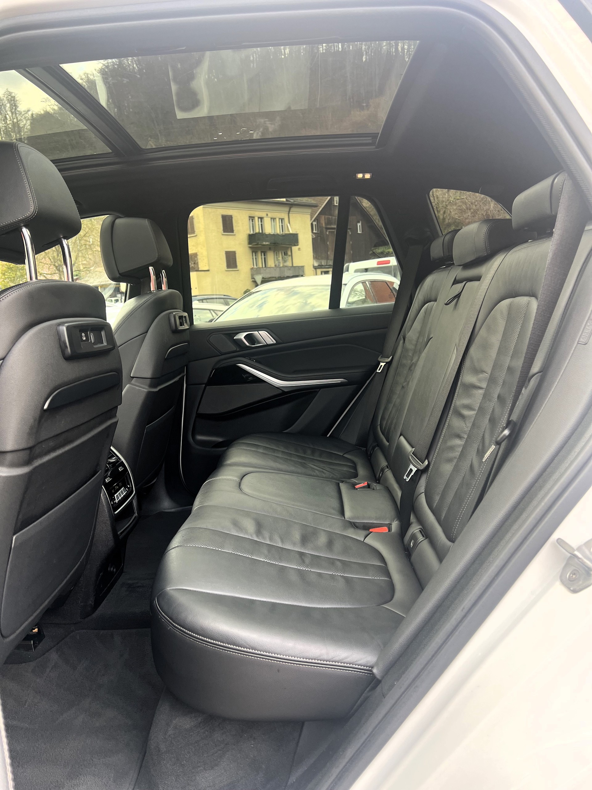 BMW X5 xDrive 40i Steptronic-image-9