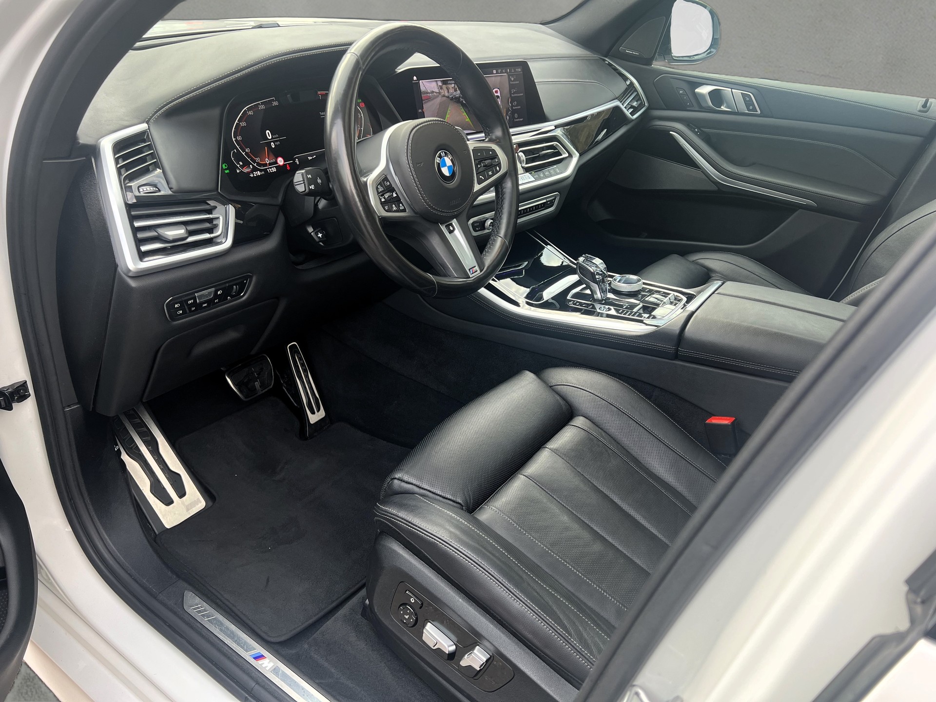 BMW X5 xDrive 40i Steptronic-image-11