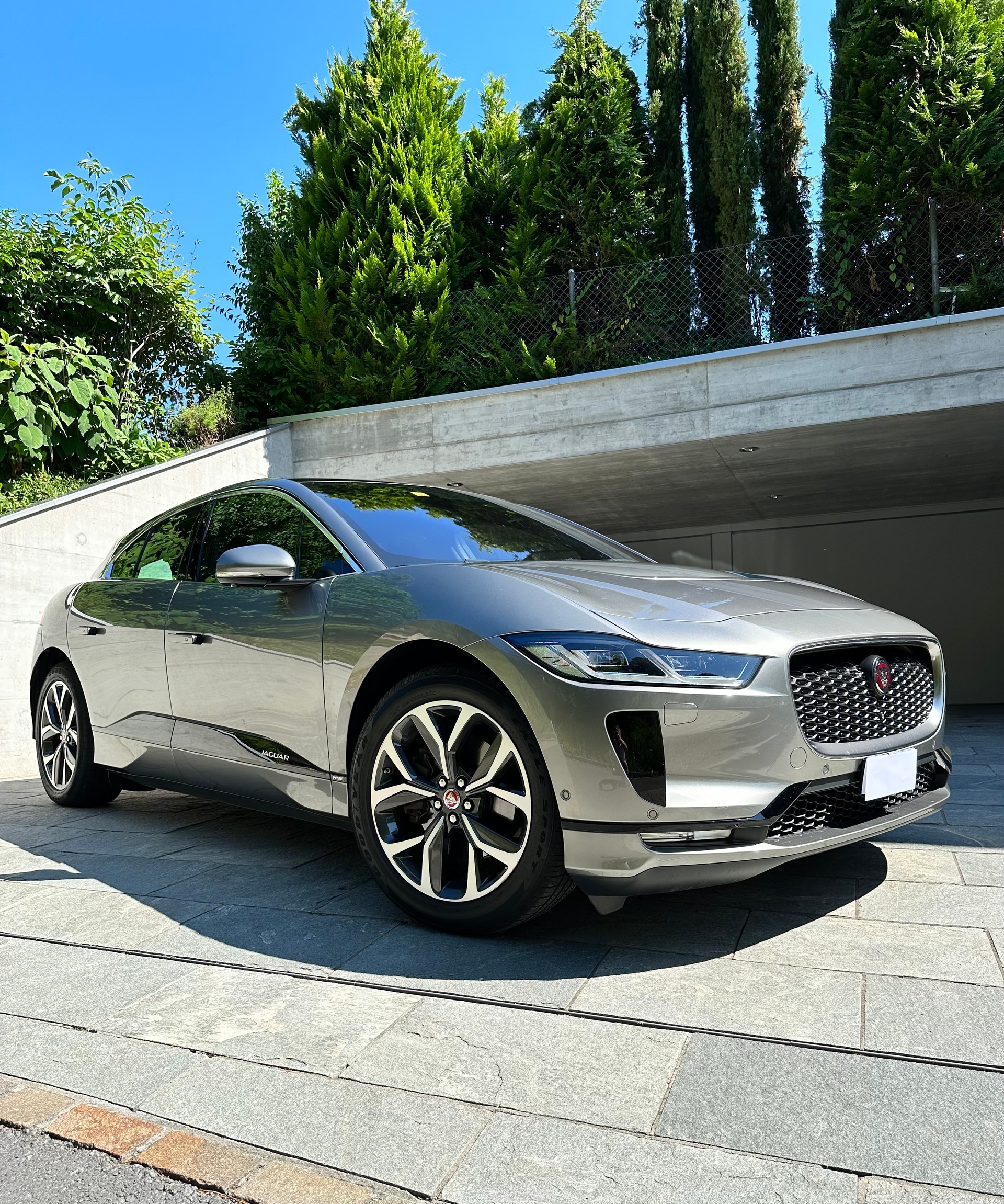 JAGUAR I-Pace EV400 HSE AWD-image-0