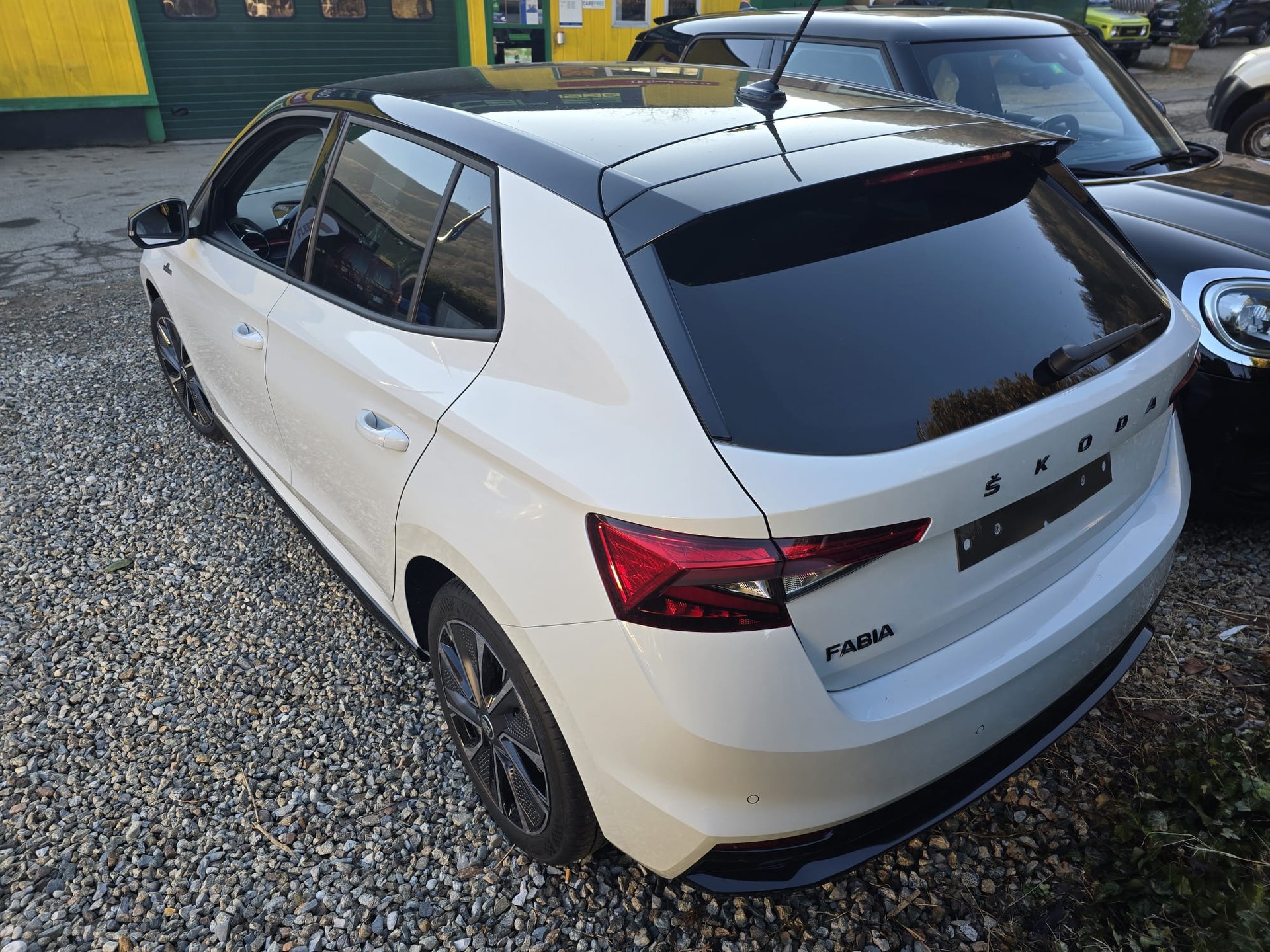 SKODA Fabia 1.0 TSI Monte Carlo DSG-image-2