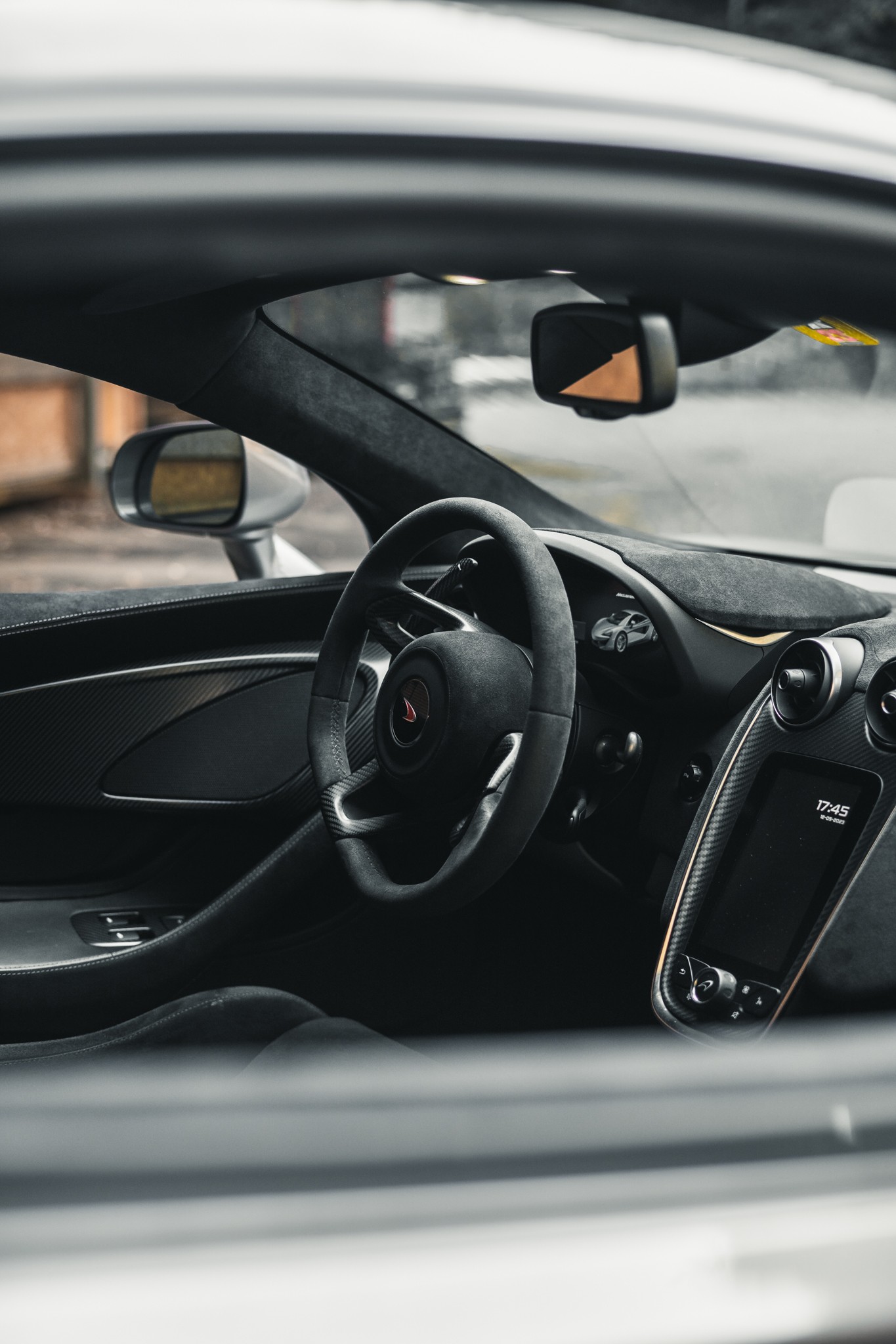 McLAREN 570S Coupé 3.8 V8 SSG-image-15