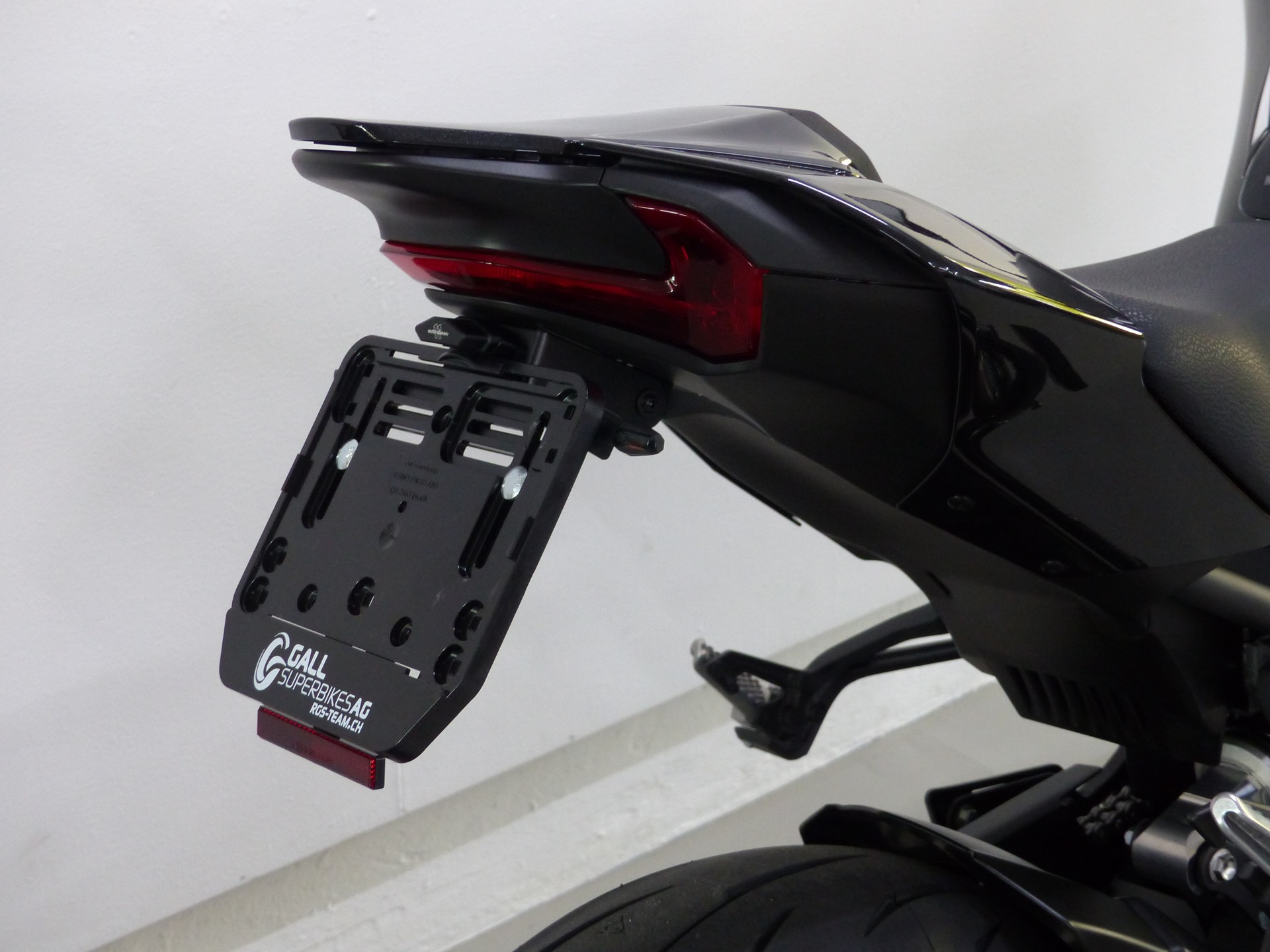 KAWASAKI Z 900 ABS MY25 Performance mit Zubehör-image-5