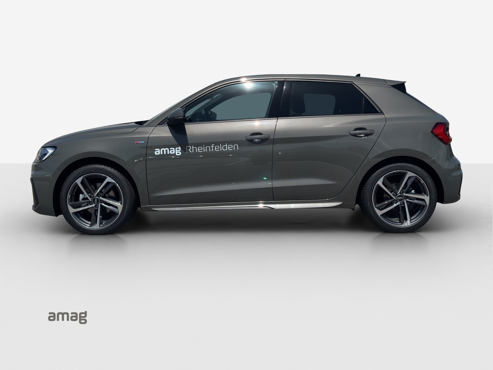 AUDI A1 Sportback 30 TFSI S Line Attraction S-tronic-image-1