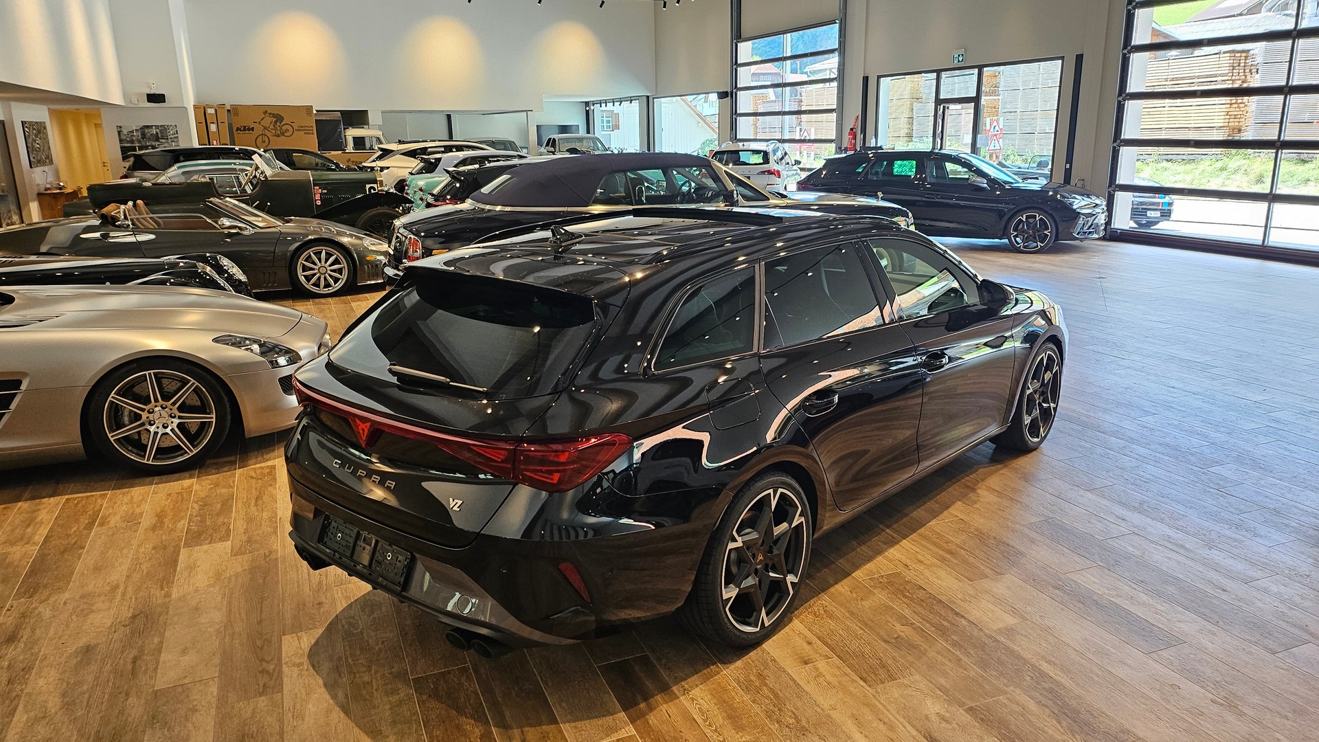 CUPRA LEON ST 2.0 TSI VZ DSG 4Drive Panodach, AHK-image-9