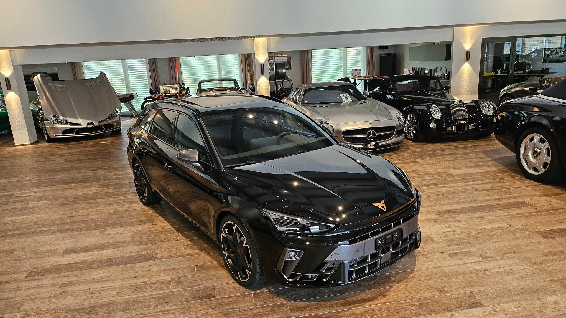 CUPRA LEON ST 2.0 TSI VZ DSG 4Drive Panodach, AHK-image-5