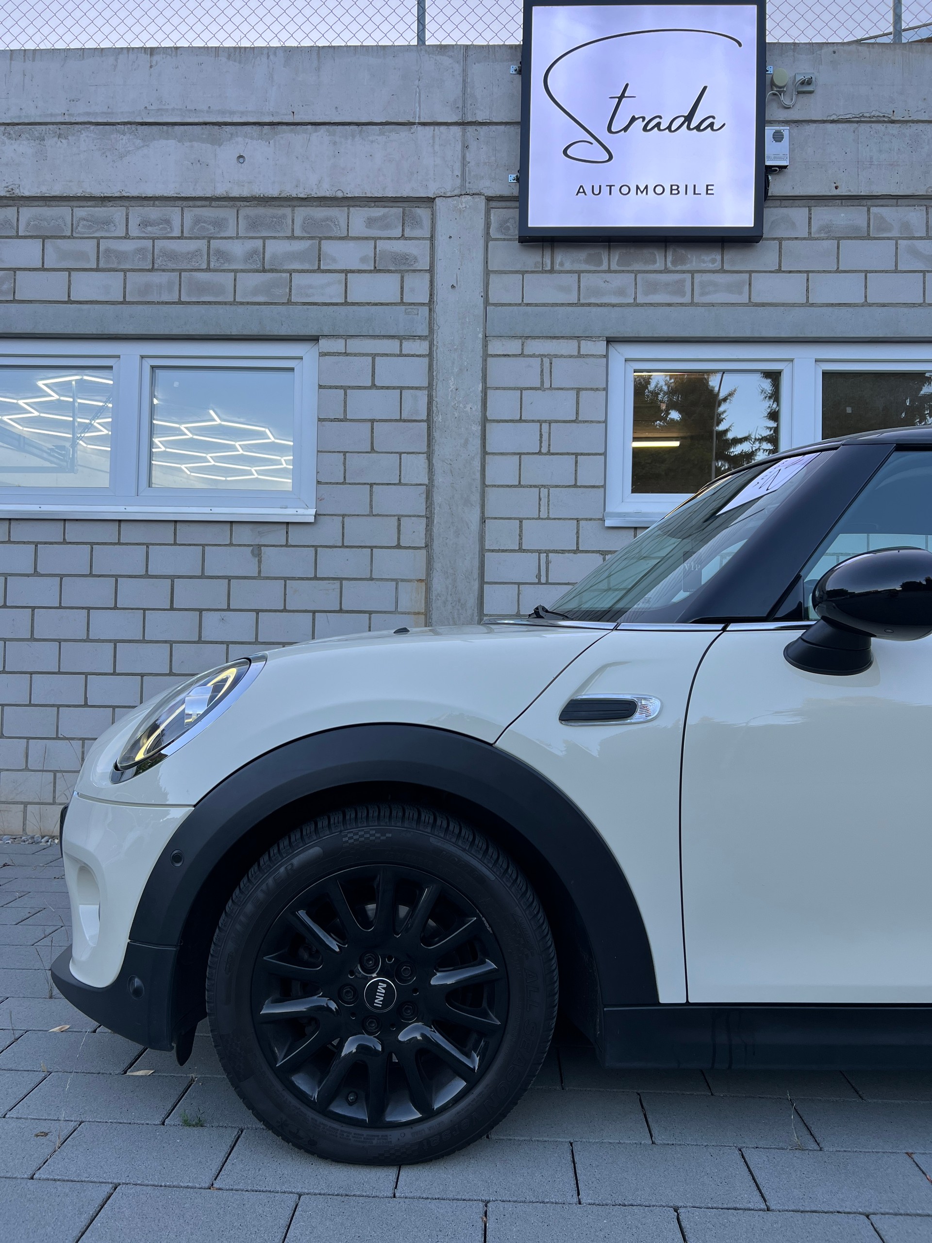 MINI Cooper-image-4