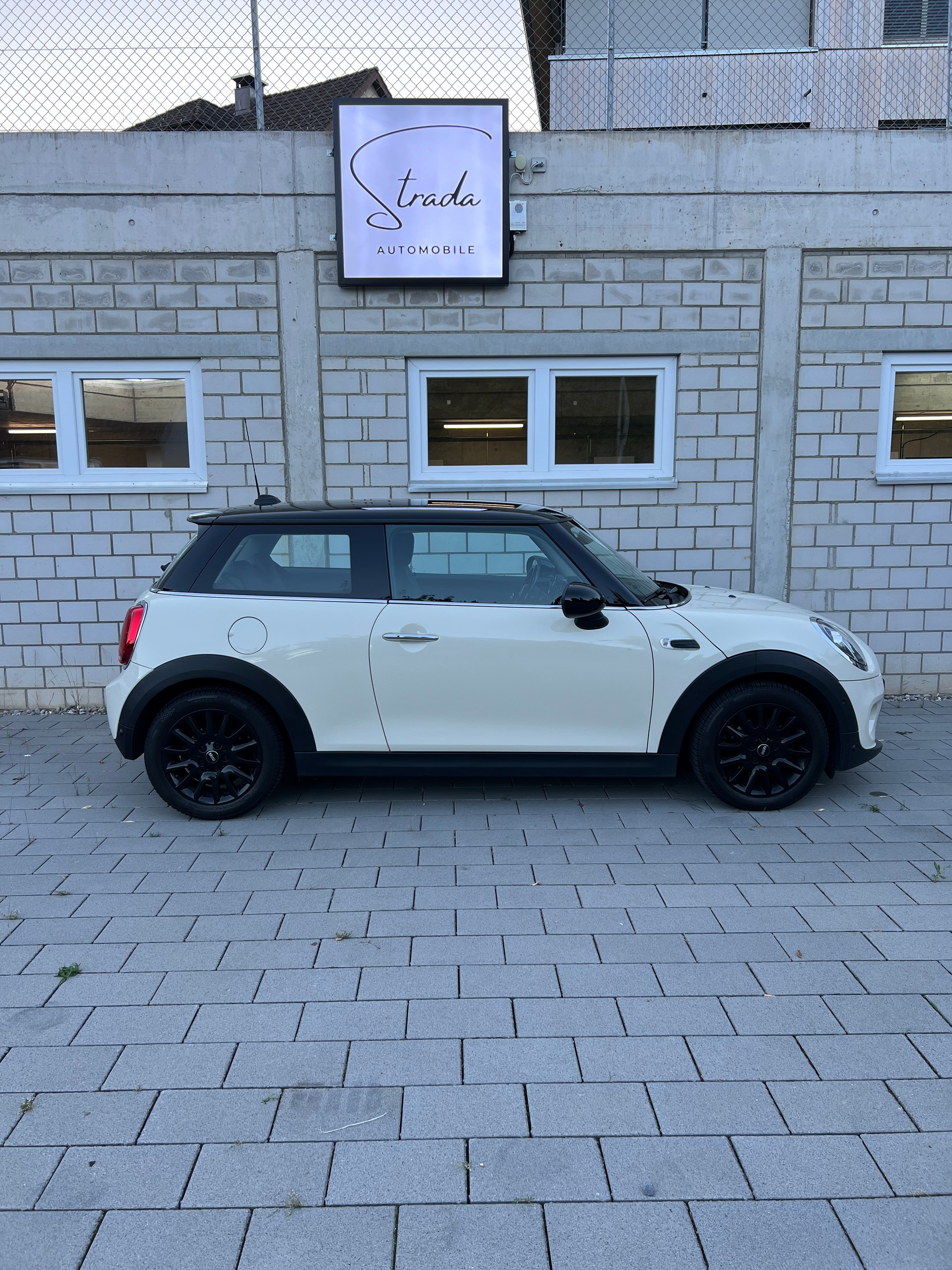 MINI Cooper-image-6
