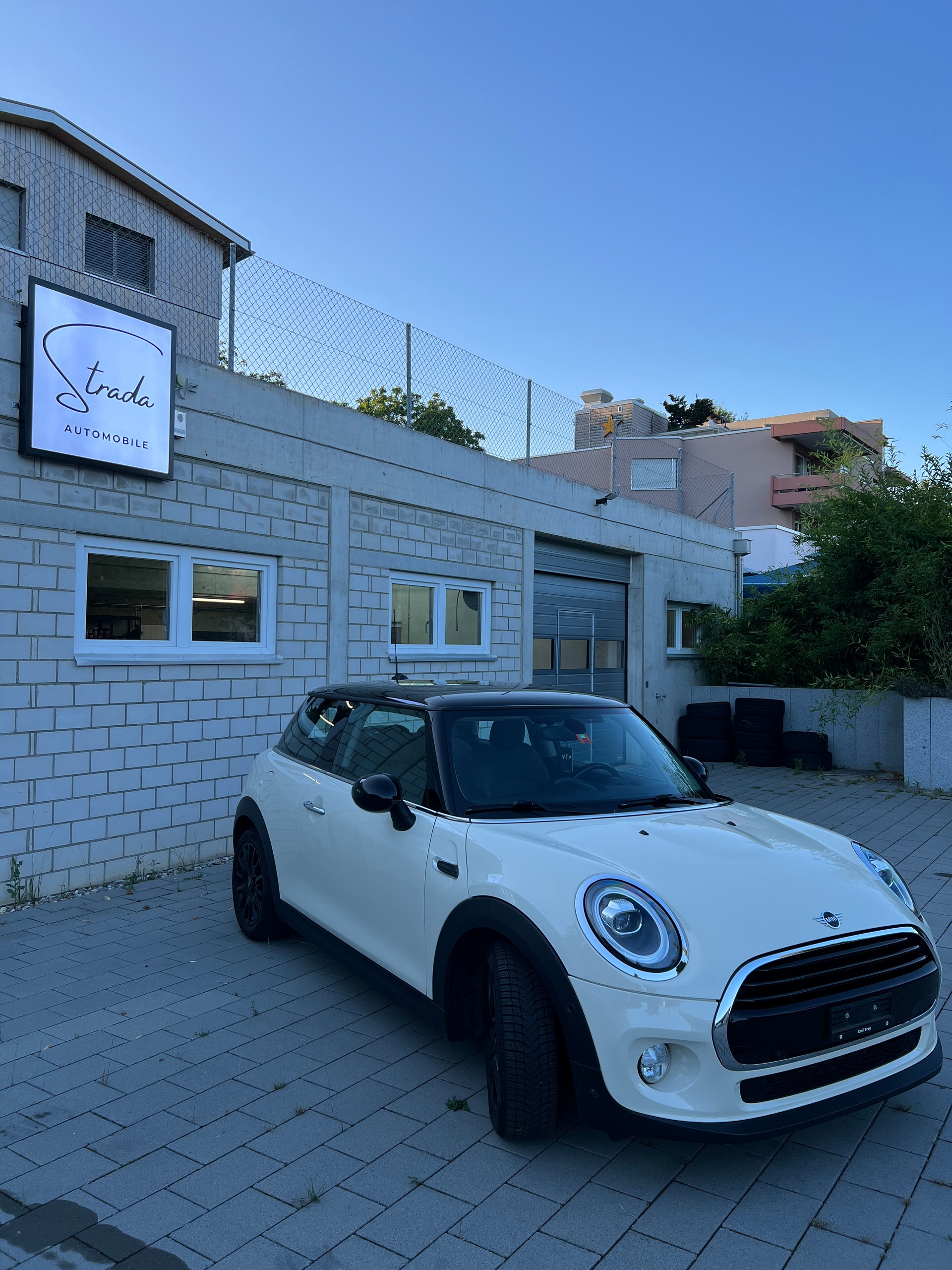 MINI Cooper-image-2