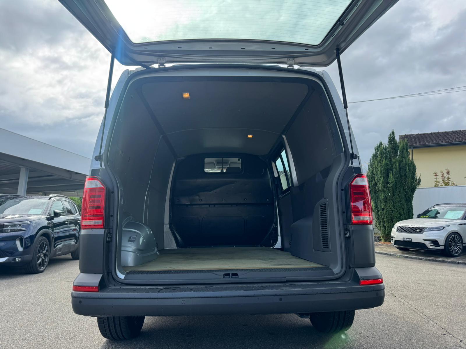 VW T6 2.0 Bi-TDI 4Motion-image-9