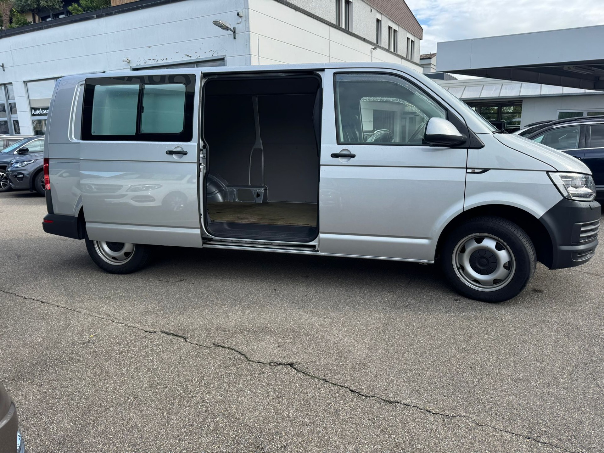 VW T6 2.0 Bi-TDI 4Motion-image-5