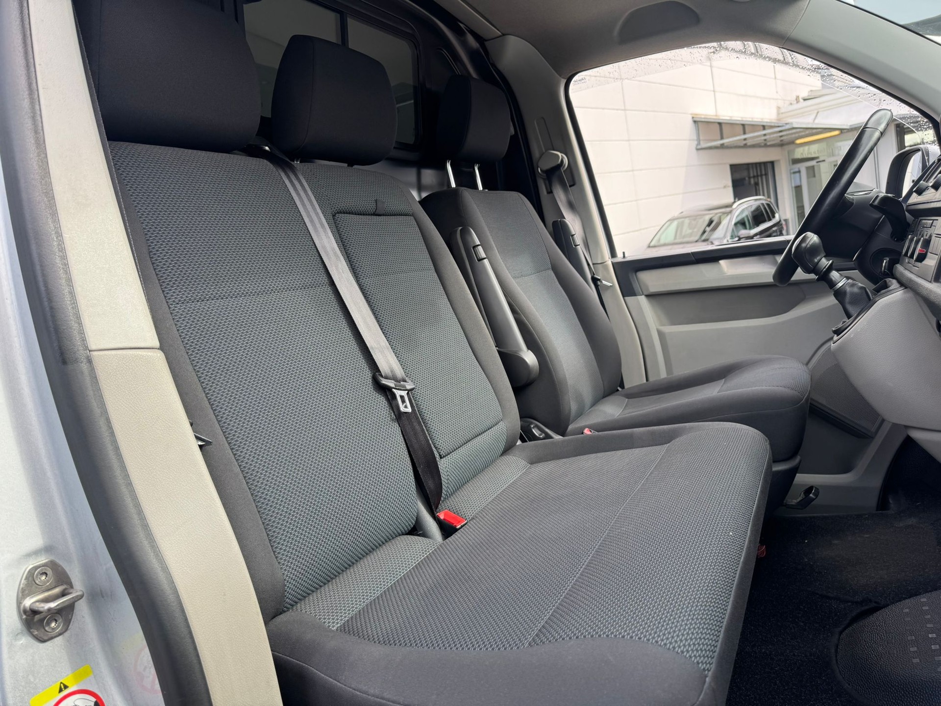 VW T6 2.0 Bi-TDI 4Motion-image-15