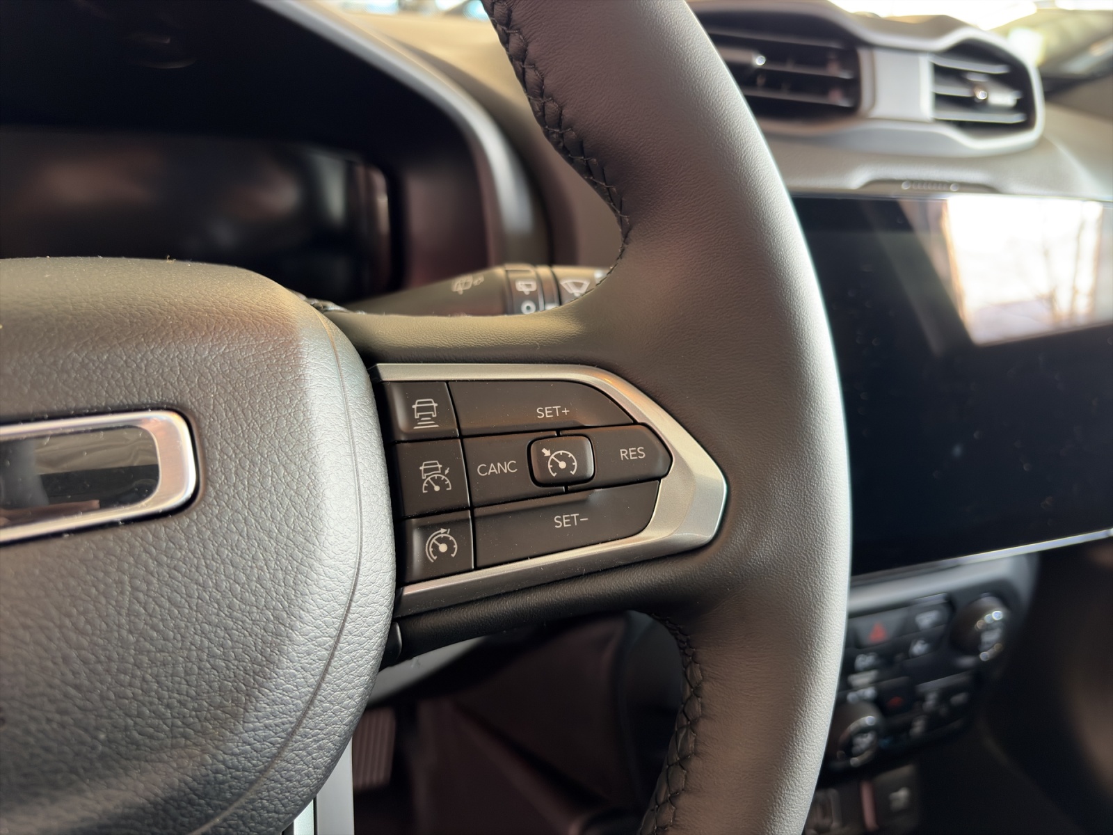 JEEP Renegade 1.3 North Star 4xe-image-8