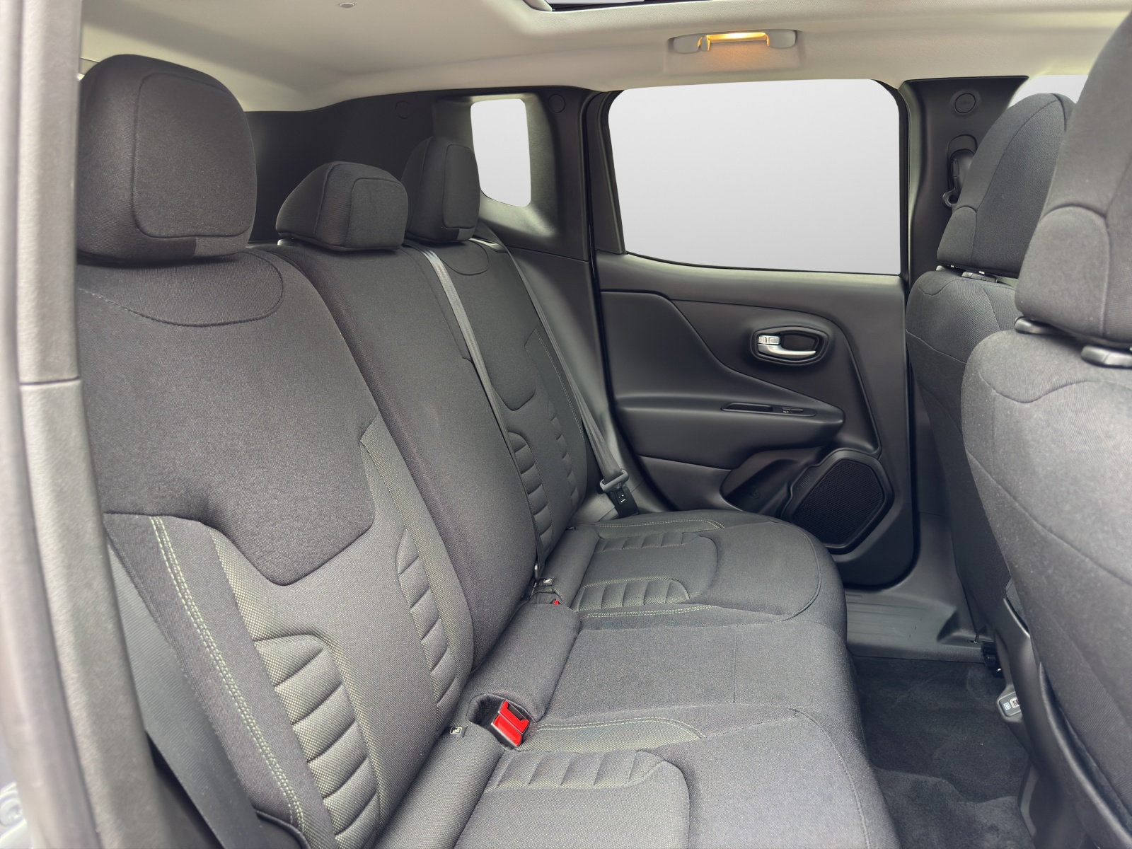 JEEP Renegade 1.3 North Star 4xe-image-13