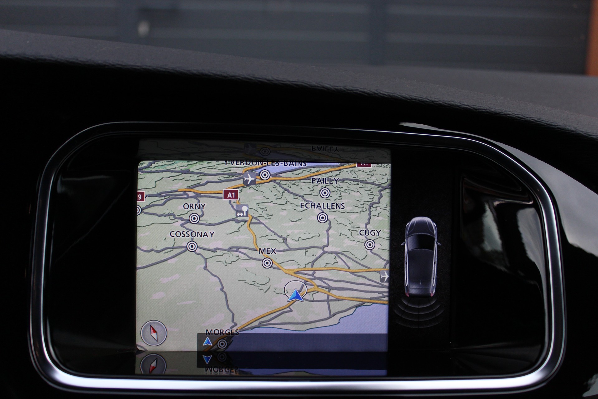 VOLVO V40 Sport200 - "Edition 1/200 exemplaires * Kit complet Maxton * Echappement Heico * Entretien suivi"-image-24