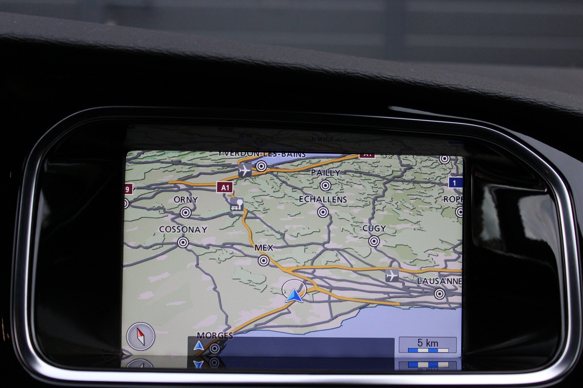 VOLVO V40 Sport200 - "Edition 1/200 exemplaires * Kit complet Maxton * Echappement Heico * Entretien suivi"-image-22