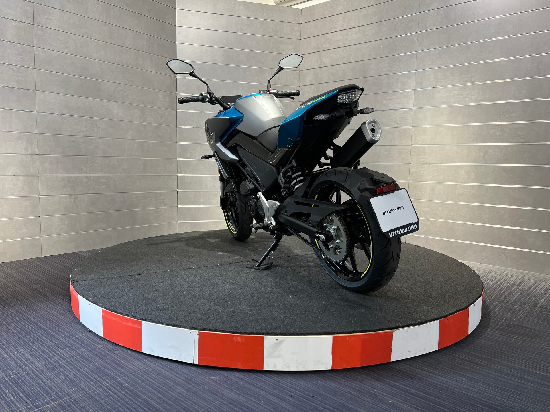 CF MOTO 125NK-showroom-element-3