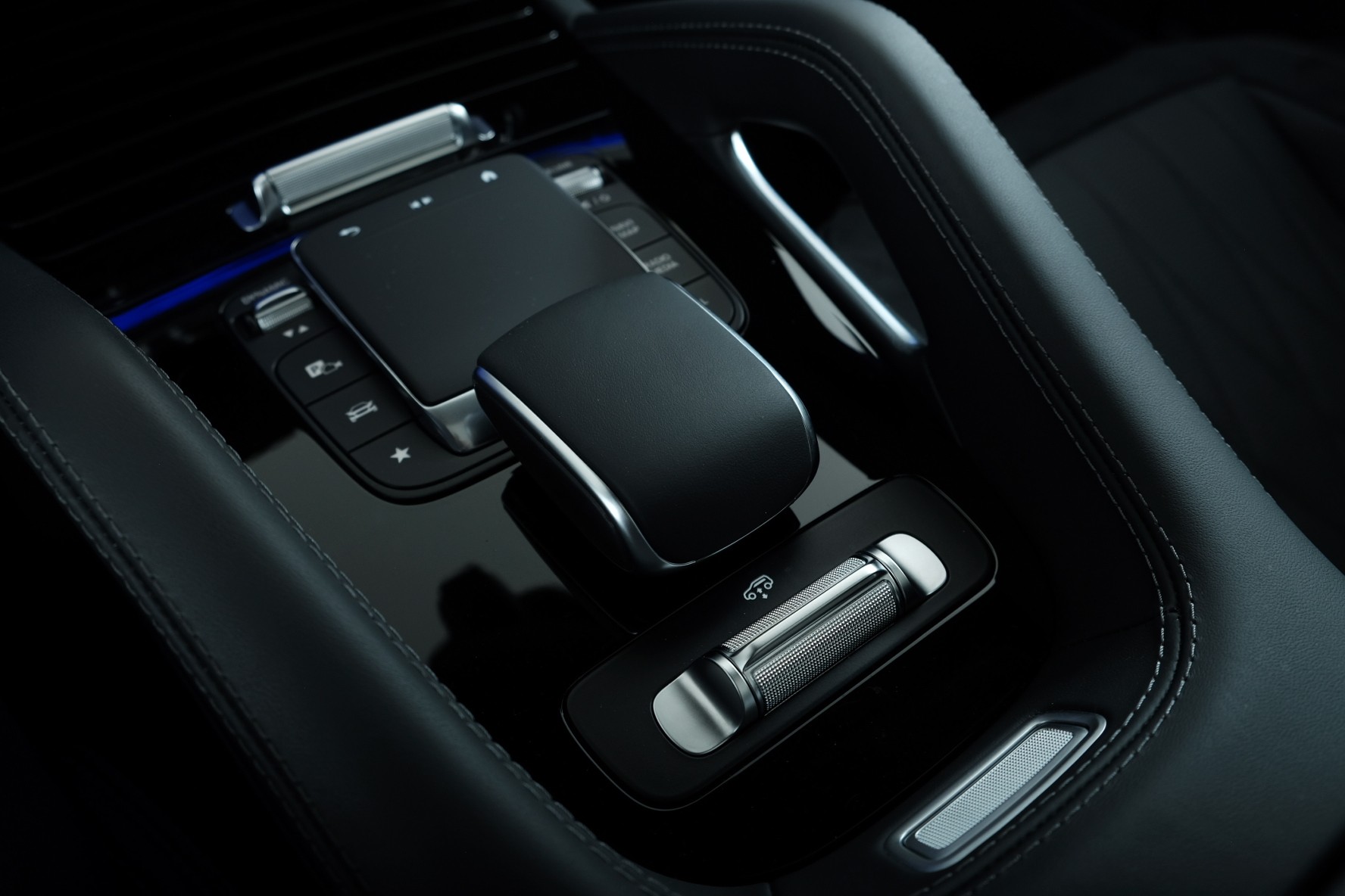 MERCEDES-BENZ GLE Coupé 63 S AMG 4Matic+ Speedshift-image-25