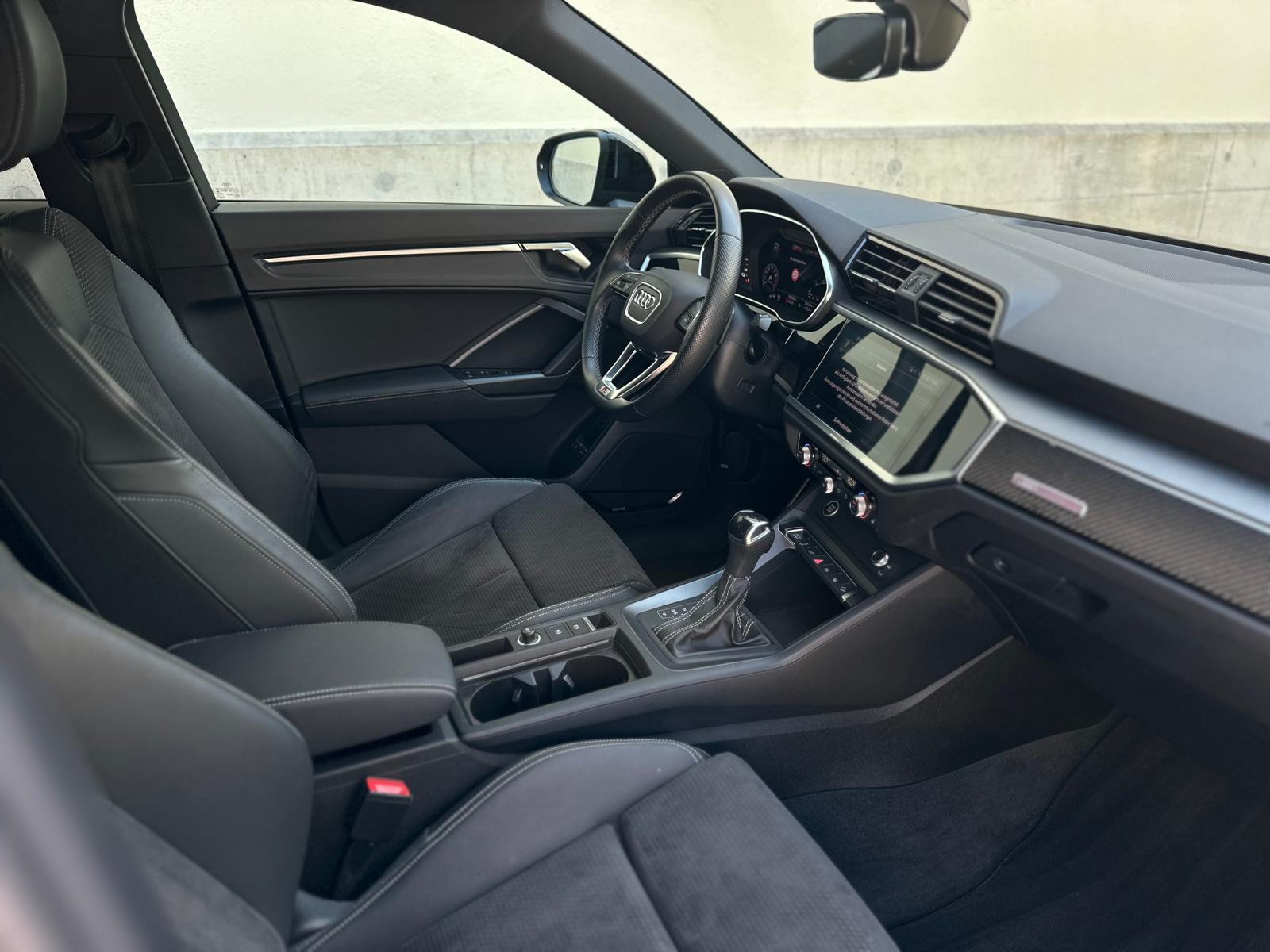 AUDI Q3 Sportback 45 TFSI e S line S-tronic-image-12