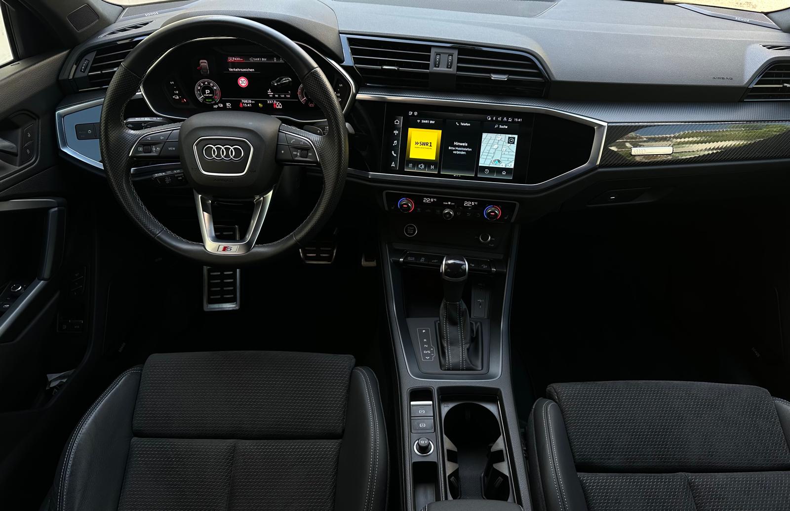AUDI Q3 Sportback 45 TFSI e S line S-tronic-image-13
