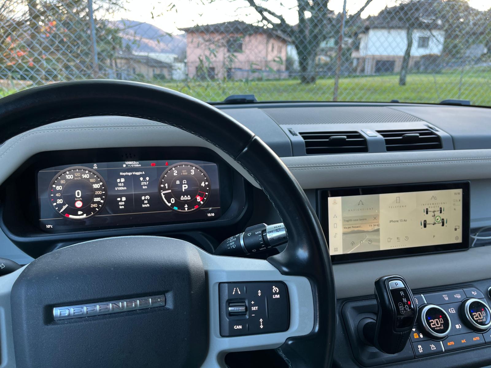 LAND ROVER Defender 110 3.0 D I6 250 SE AWD AT8-image-9