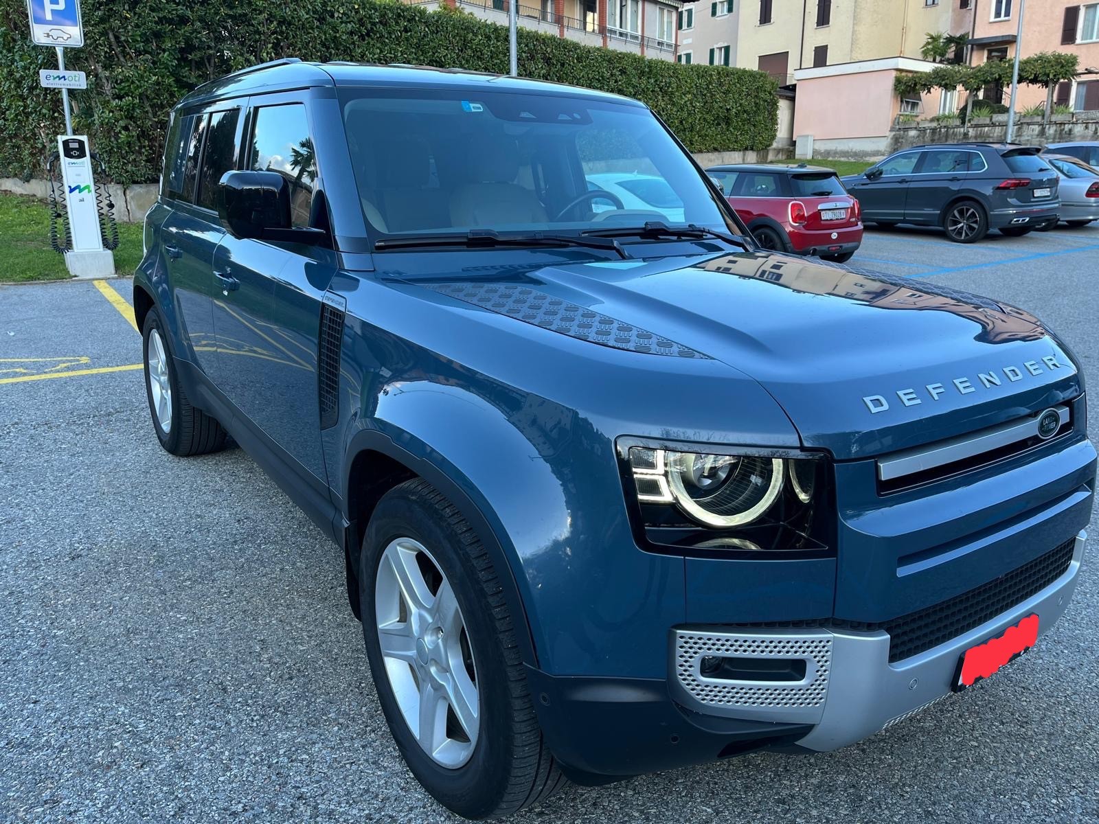 LAND ROVER Defender 110 3.0 D I6 250 SE AWD AT8-image-5