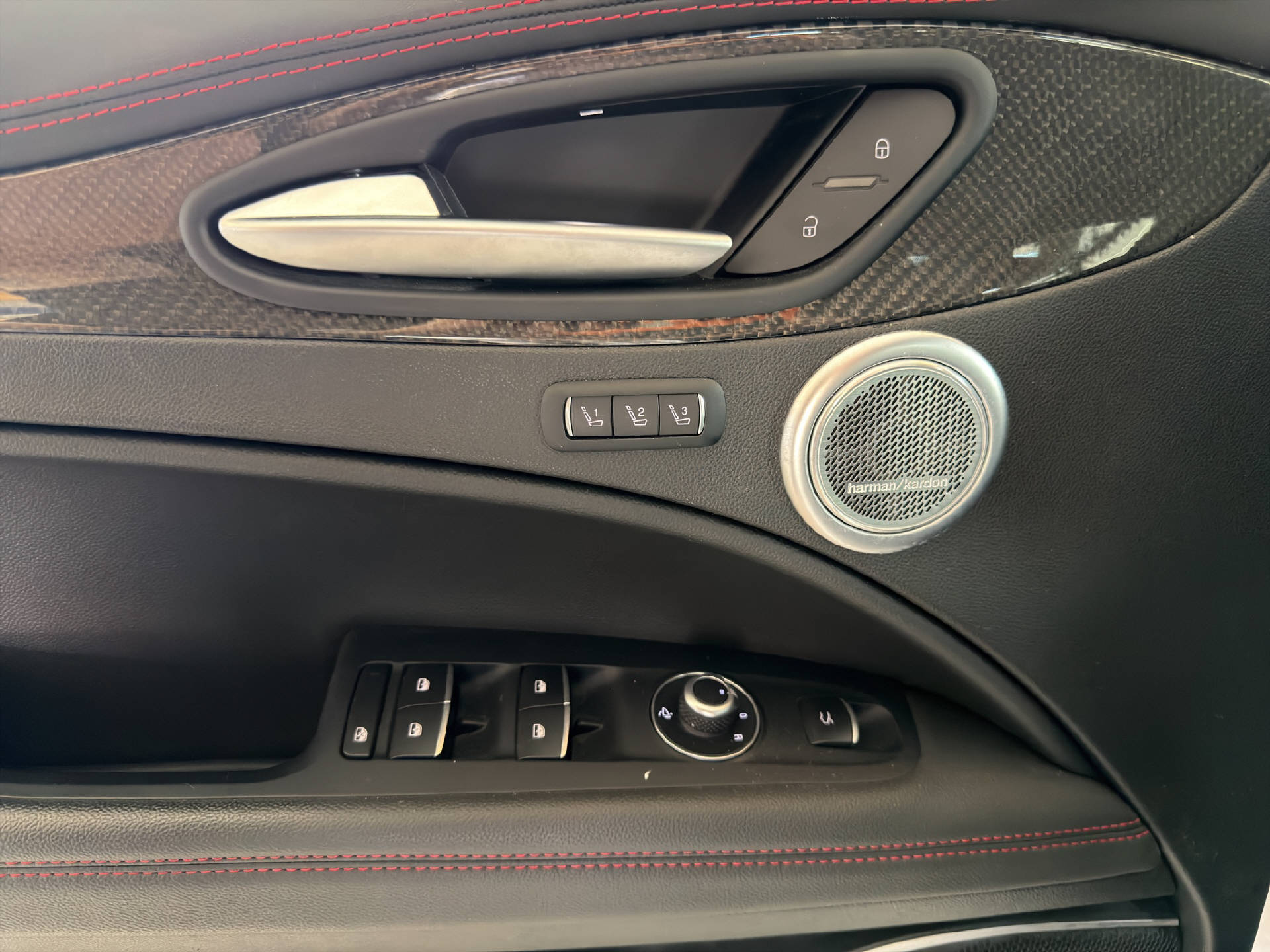 ALFA ROMEO Stelvio 2.9 V6 Biturbo Q4 Quadrifoglio-image-19