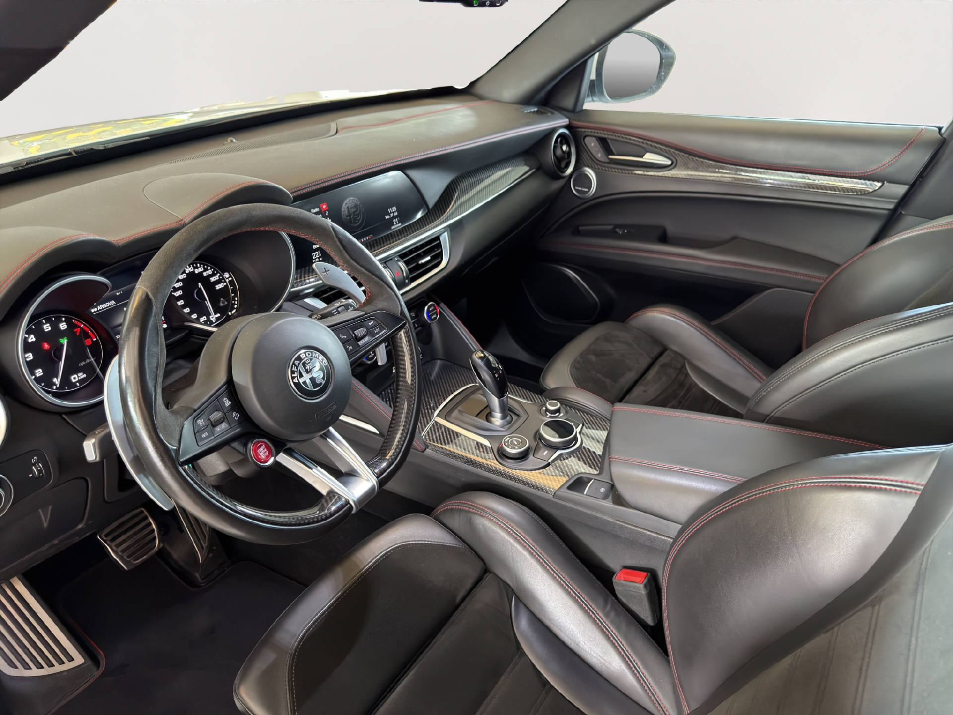 ALFA ROMEO Stelvio 2.9 V6 Biturbo Q4 Quadrifoglio-image-11