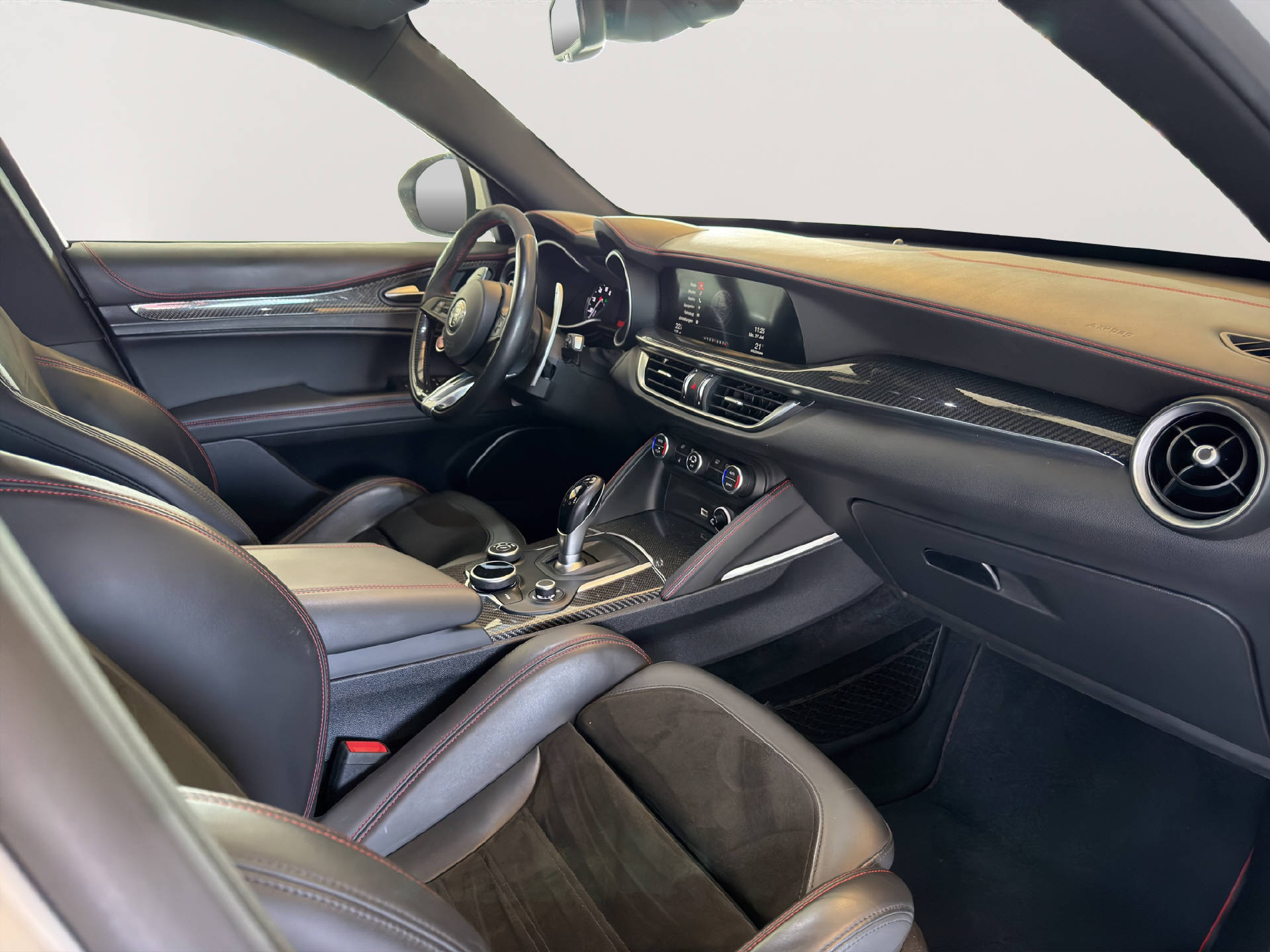 ALFA ROMEO Stelvio 2.9 V6 Biturbo Q4 Quadrifoglio-image-15