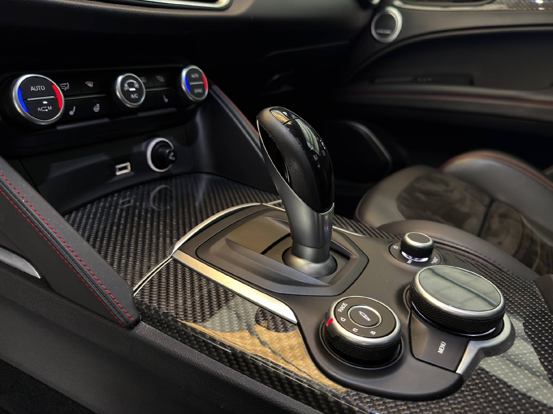ALFA ROMEO Stelvio 2.9 V6 Biturbo Q4 Quadrifoglio-image-21