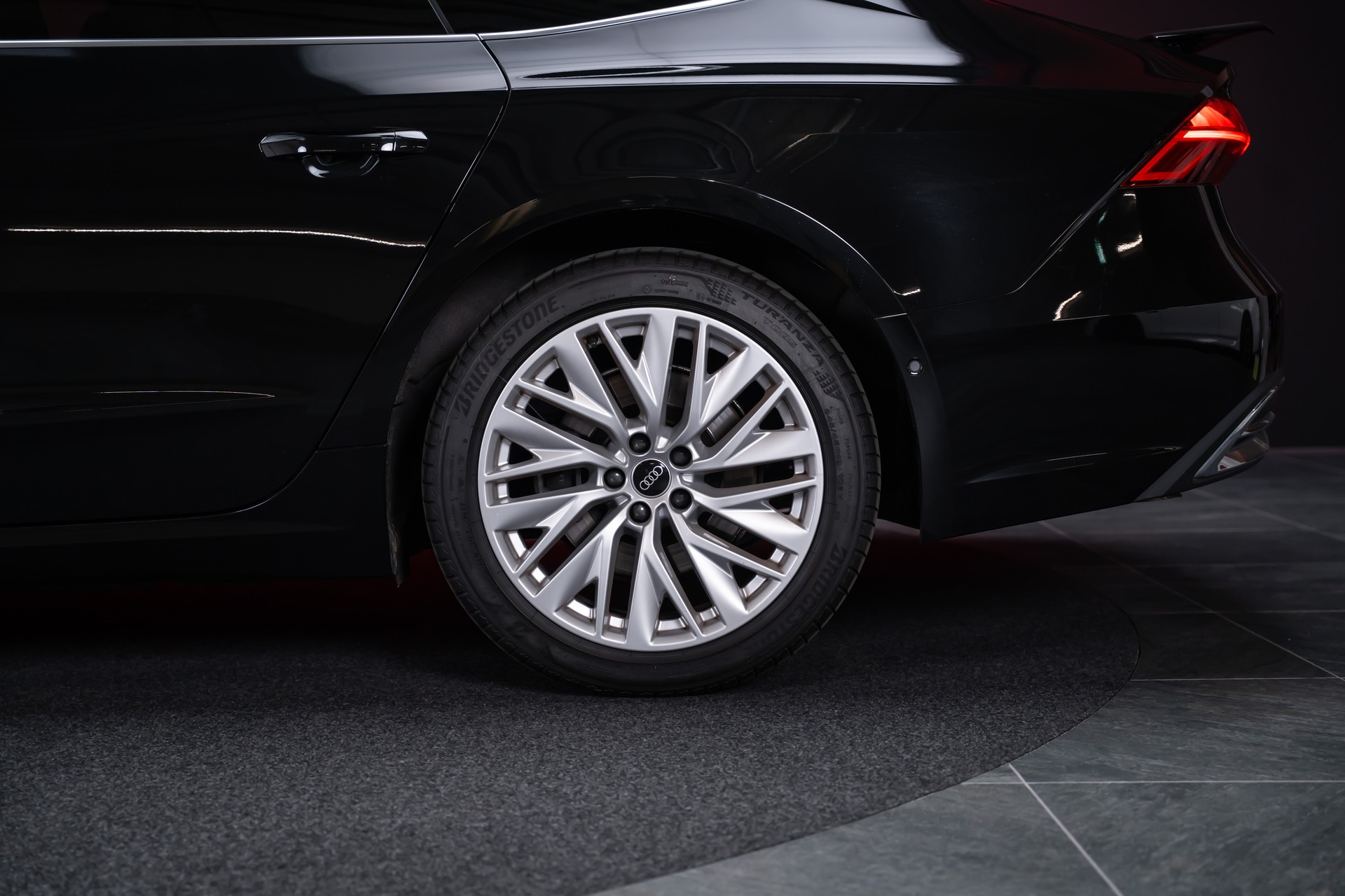 AUDI A7 Sportback 3.0 55 TFSI quattro S-Tronic / Rückfahrkamera / el.Sitze / Ambientebeleuchtung-image-12