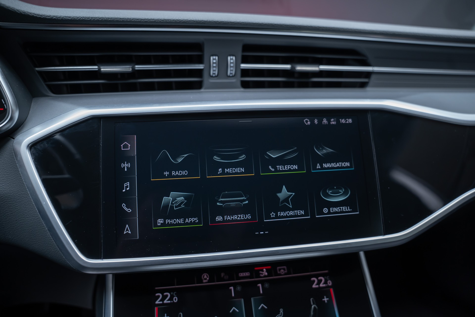 AUDI A7 Sportback 3.0 55 TFSI quattro S-Tronic / Rückfahrkamera / el.Sitze / Ambientebeleuchtung-image-33