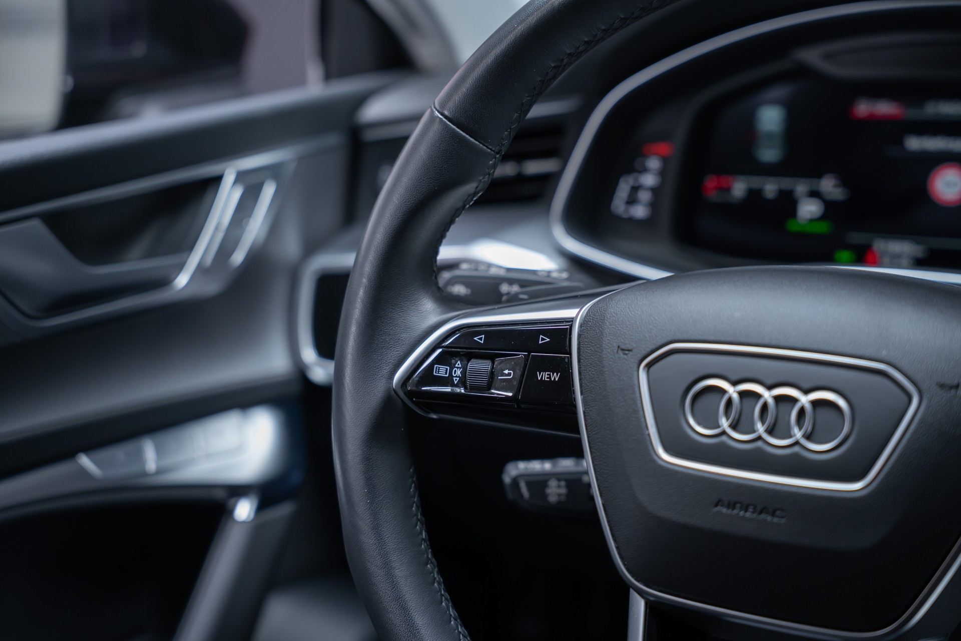 AUDI A7 Sportback 3.0 55 TFSI quattro S-Tronic / Rückfahrkamera / el.Sitze / Ambientebeleuchtung-image-24