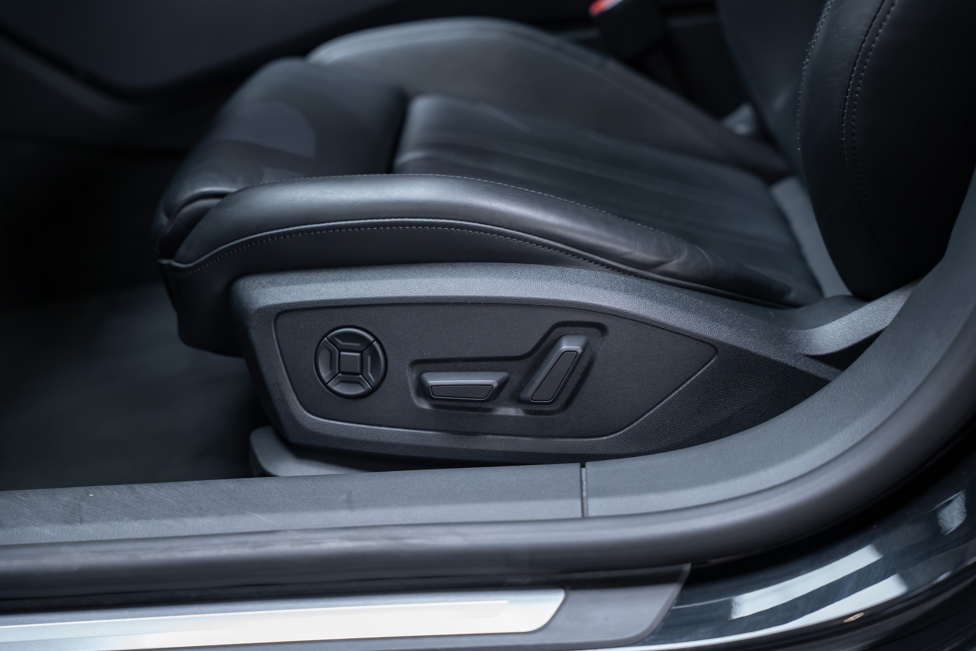 AUDI A7 Sportback 3.0 55 TFSI quattro S-Tronic / Rückfahrkamera / el.Sitze / Ambientebeleuchtung-image-15
