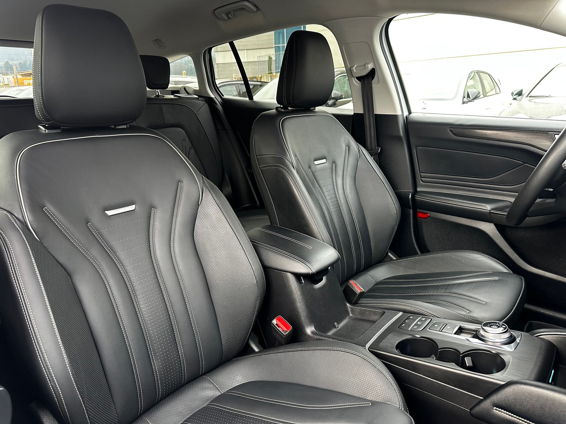 FORD Focus 1.0 SCTi Vignale Automatic-image-13