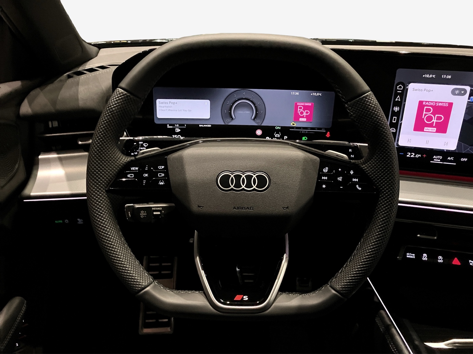 AUDI Q3 Sportback 110 kW TFSI S tronic-image-9