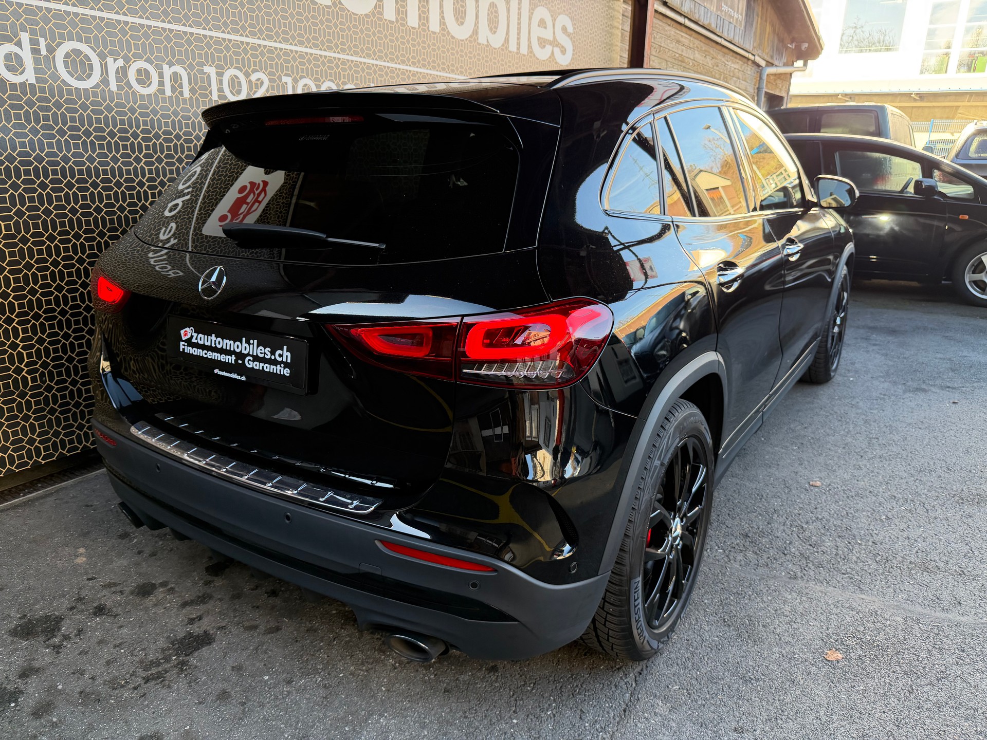 MERCEDES-BENZ GLA 35 AMG 4Matic 8G-Speedshift DCT-image-5
