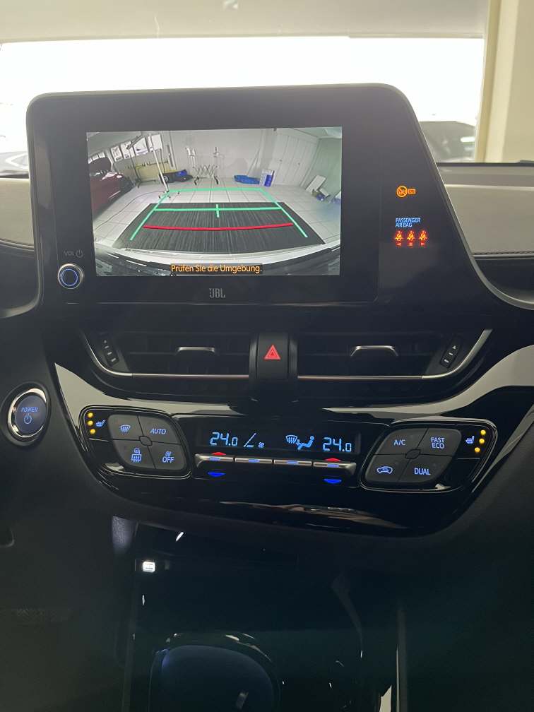TOYOTA C-HR 2.0 VVTi HSD Move-image-5