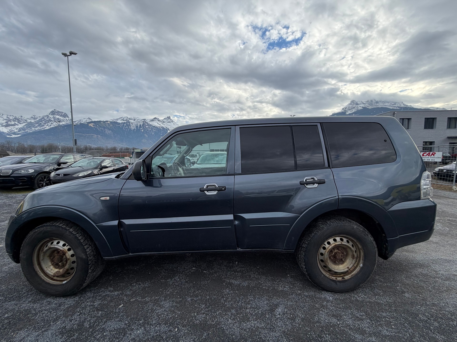 MITSUBISHI Pajero 3.2 DI-D Swiss Professional-image-1