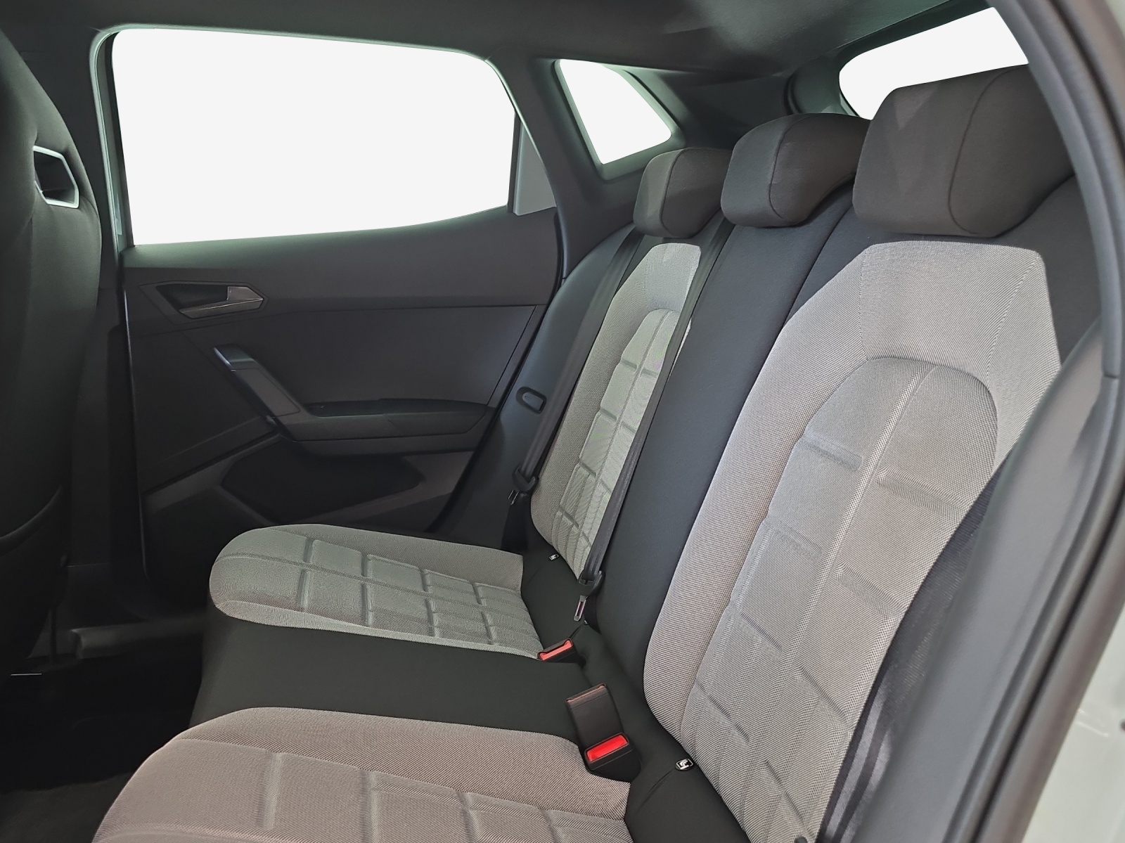 SEAT Ibiza 1.0 EcoTSI FR DSG-image-10