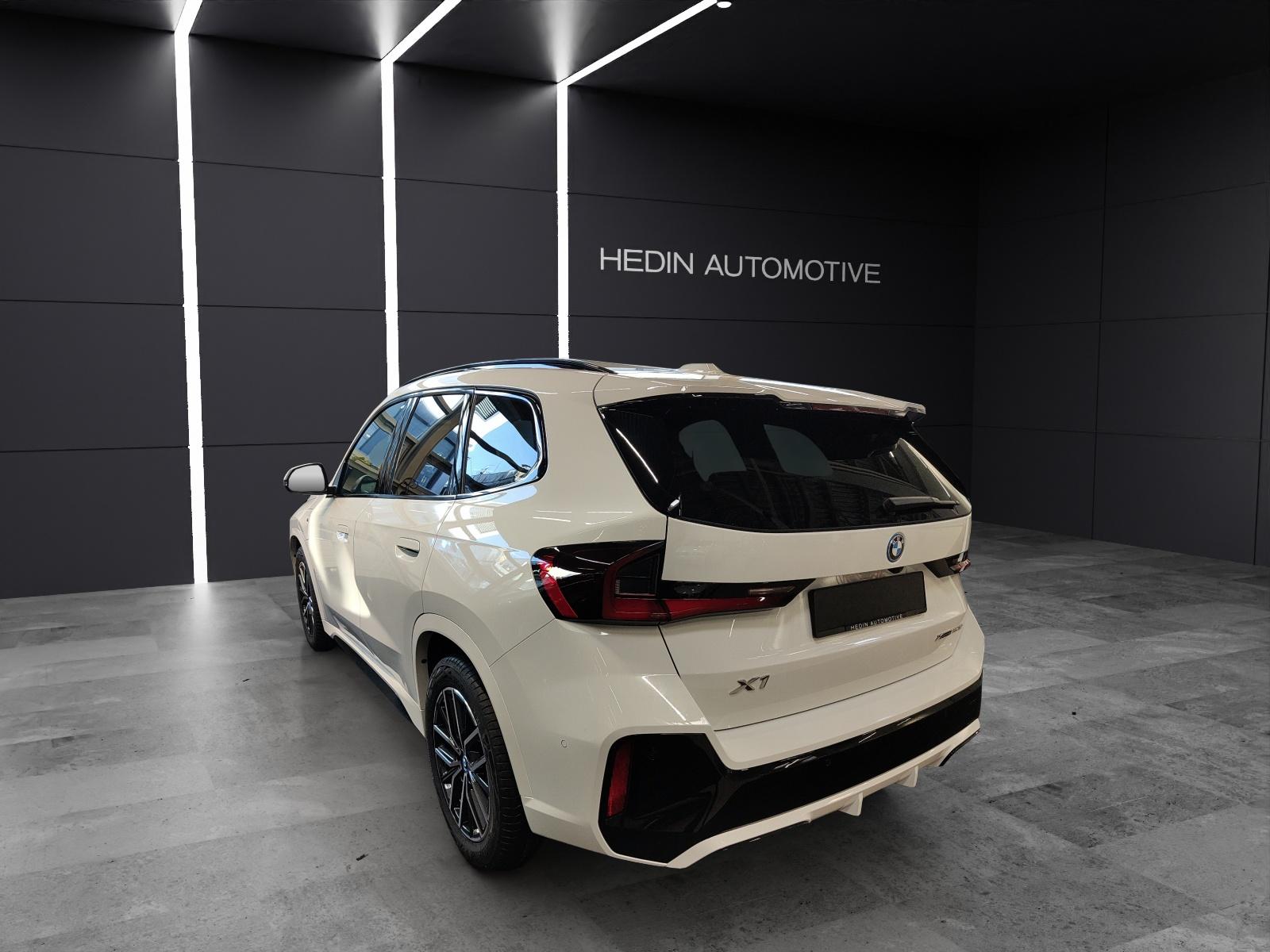 BMW X1 25e xDrive paddles-image-2