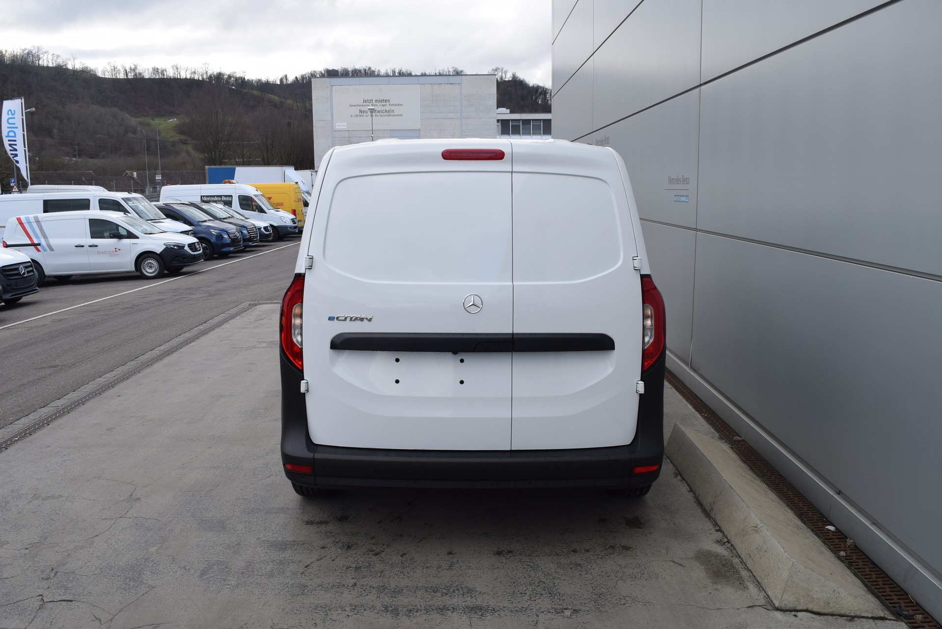 MERCEDES-BENZ eCitan 45kWh Pro-image-4