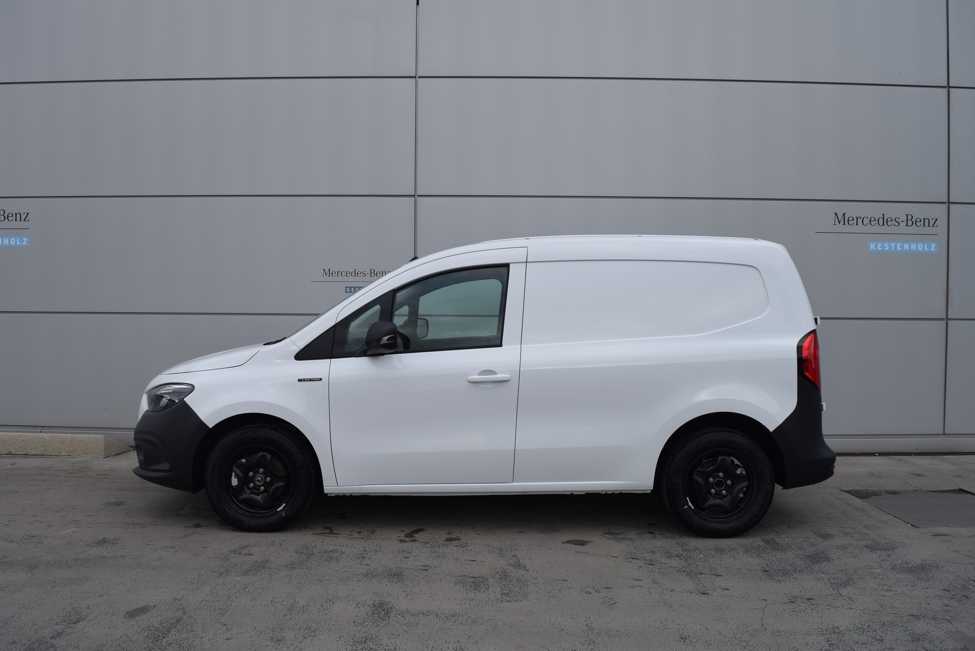 MERCEDES-BENZ eCitan 45kWh Pro-showroom-element-2