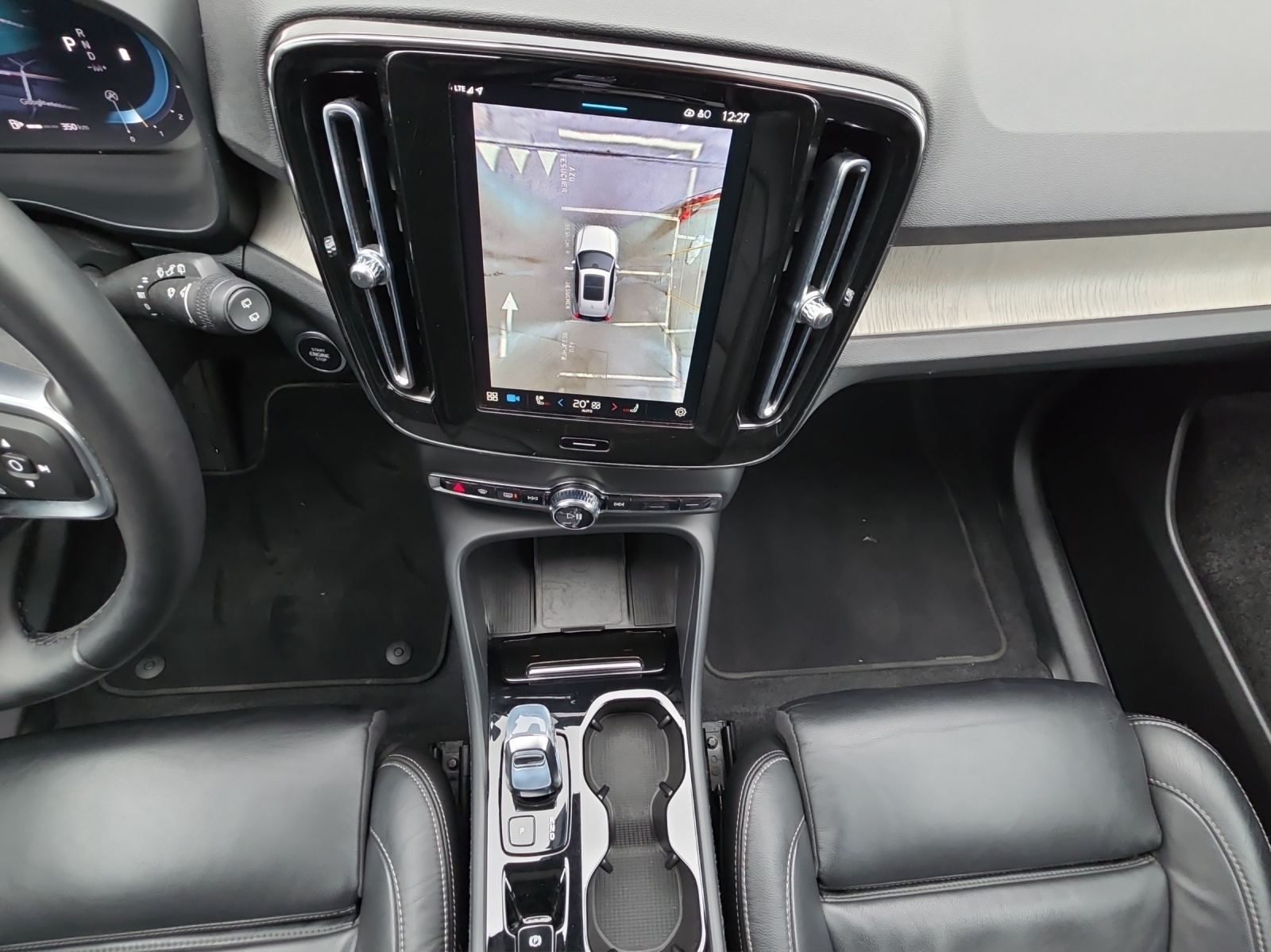 VOLVO XC40 B4 Benzin Mild Hybrid AWD Ultim. Bright DCT-image-11