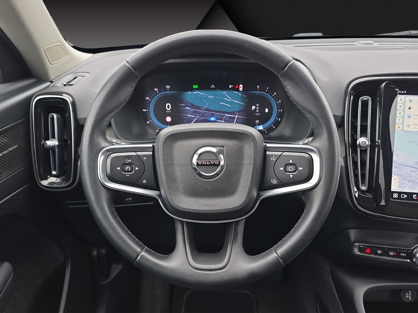 VOLVO XC40 B4 Benzin Mild Hybrid AWD Ultim. Bright DCT-image-8