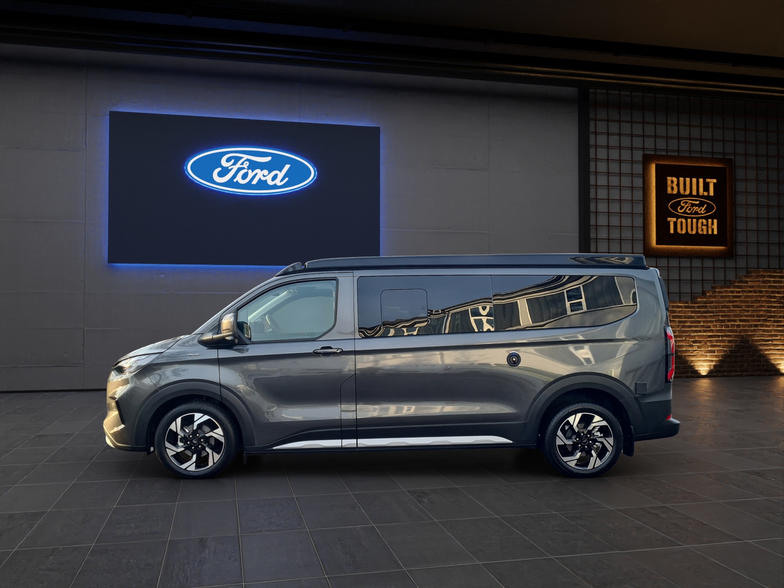FORD Transit Custom NUGGET Camper 320 L2 2.0 EcoBlue 170 PS Active AUTOMAT AWD 4x4-showroom-element-1