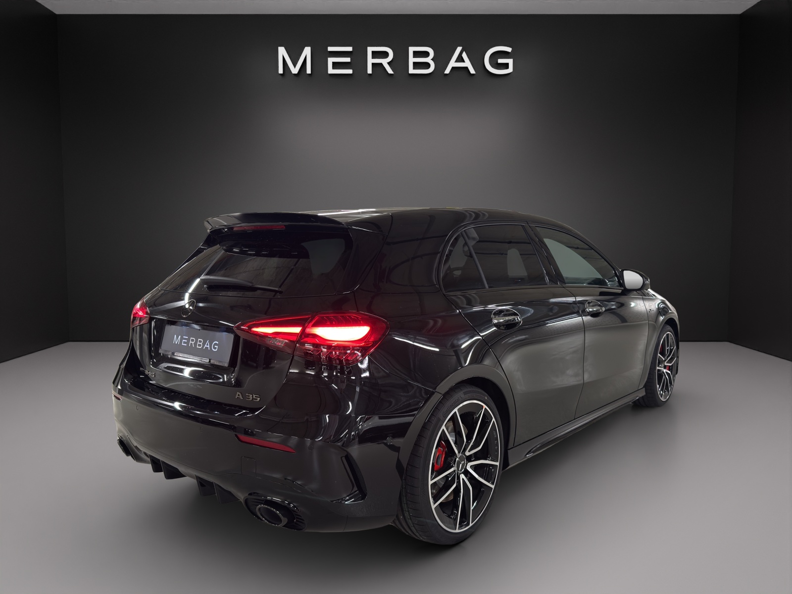 MERCEDES-BENZ A AMG 35 4Matic 8G-DCT-image-6