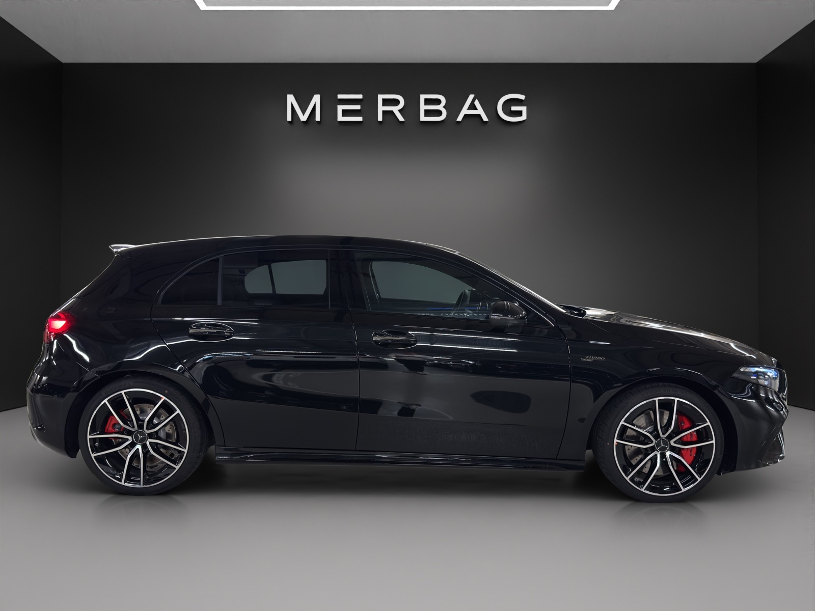 MERCEDES-BENZ A AMG 35 4Matic 8G-DCT-image-7