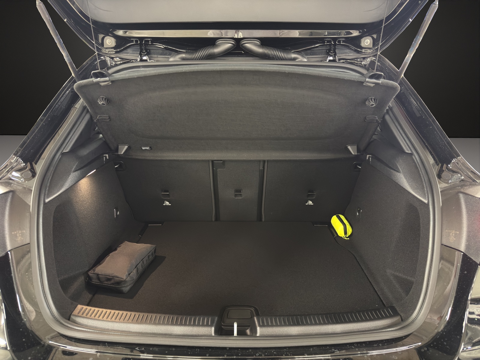 MERCEDES-BENZ A AMG 35 4Matic 8G-DCT-image-15