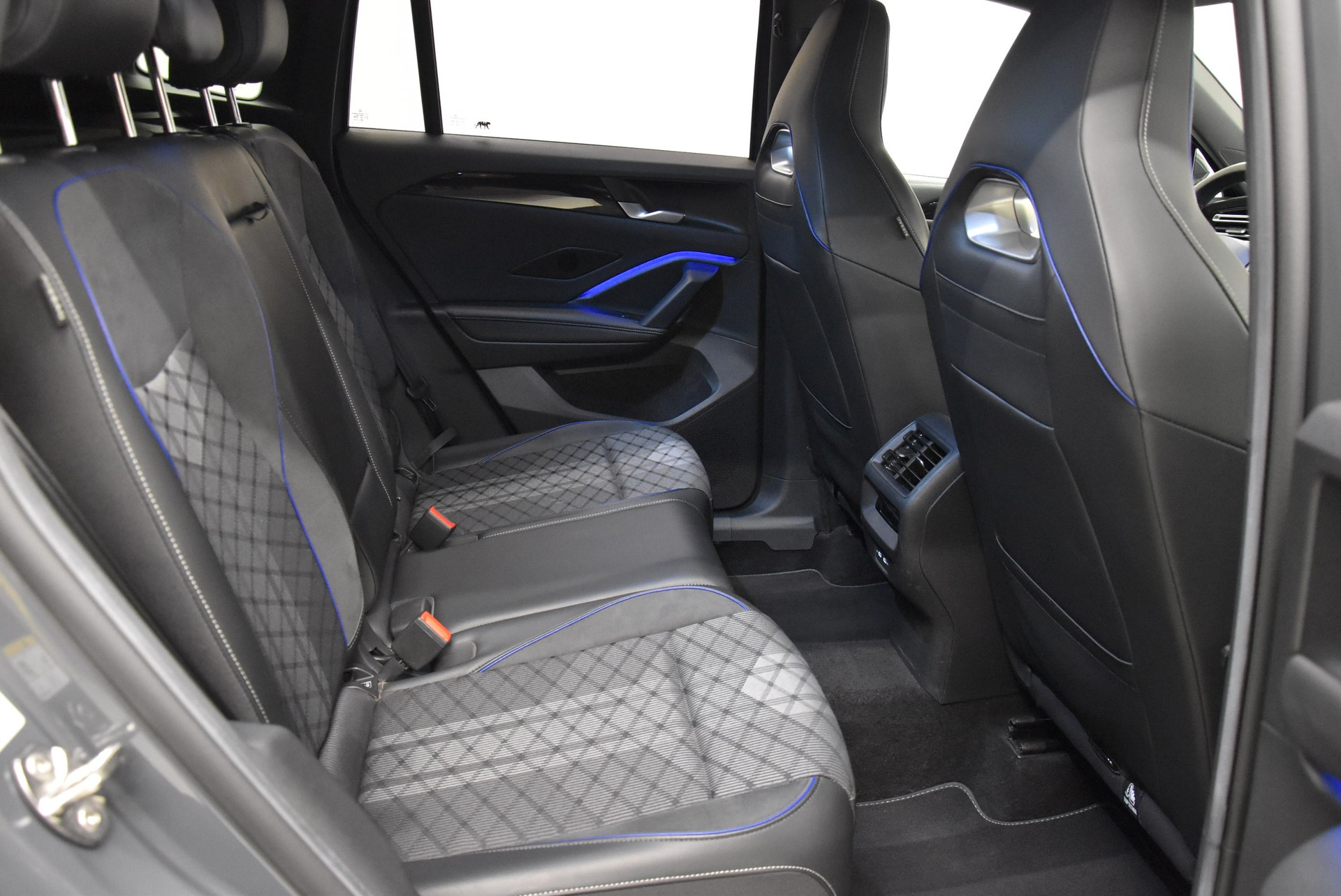 VW Tiguan 1.5 TSI evo2 eHybrid R-Line DSG-image-9