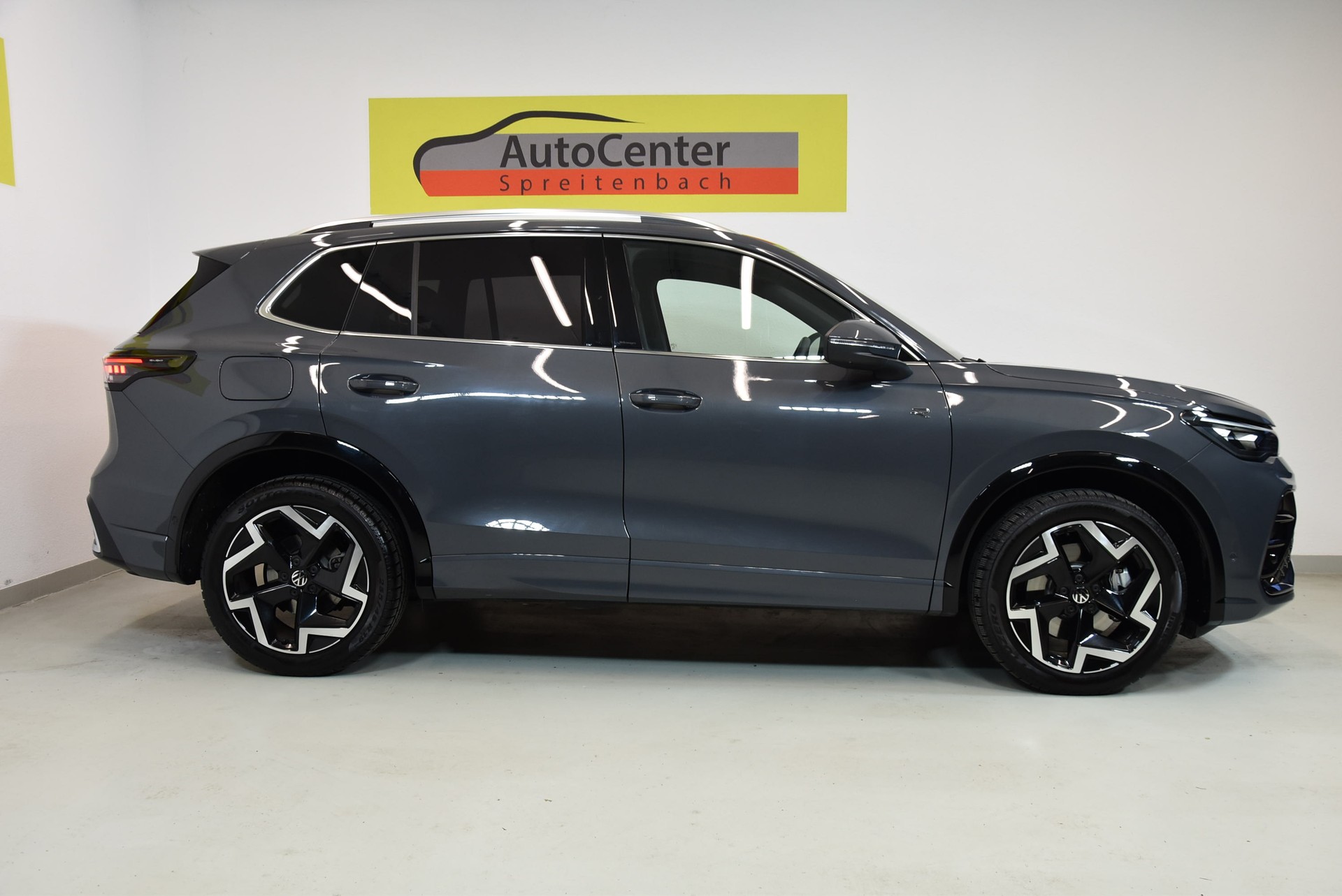VW Tiguan 1.5 TSI evo2 eHybrid R-Line DSG-image-12